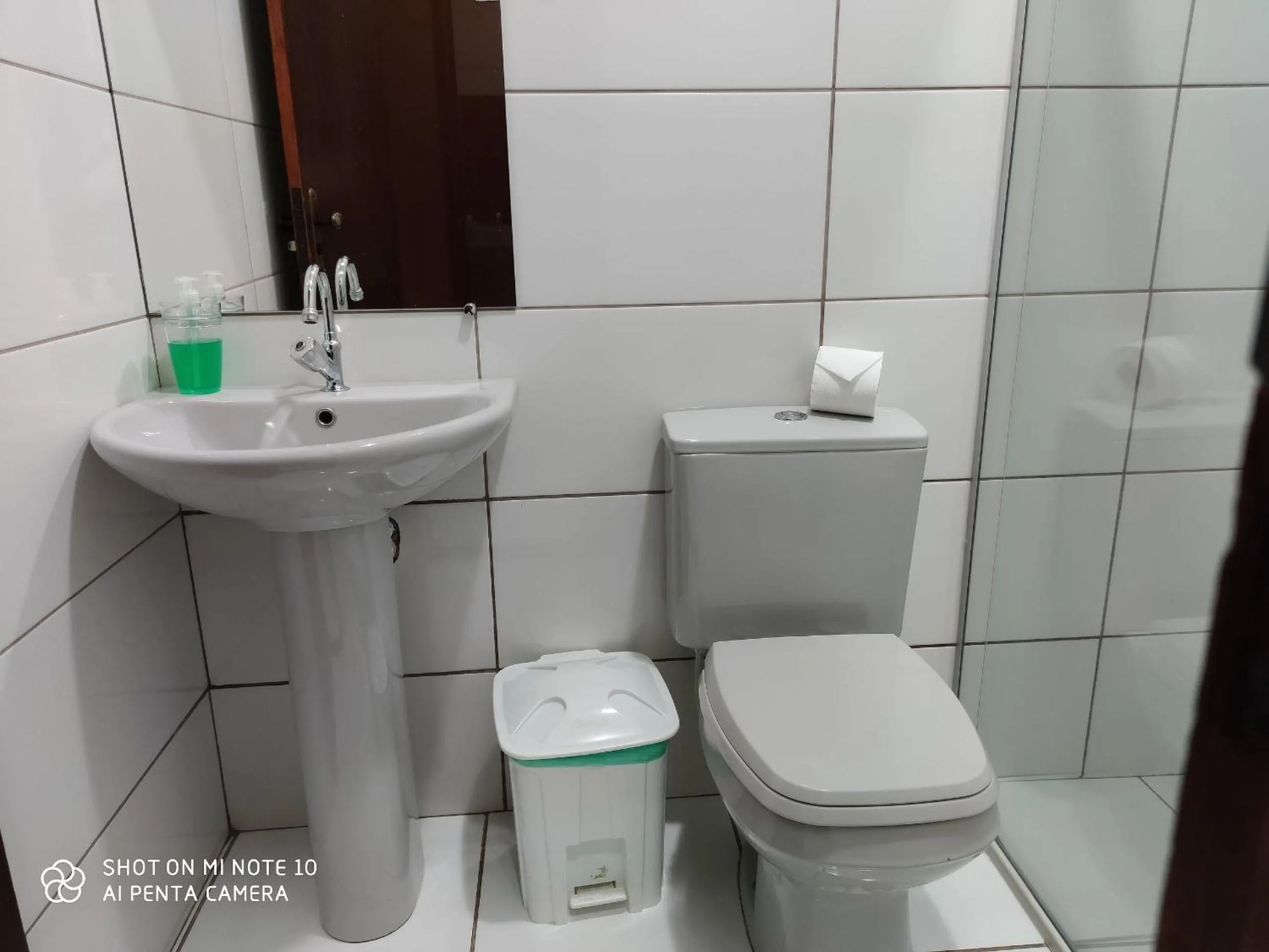 Bathroom in Canastra Season