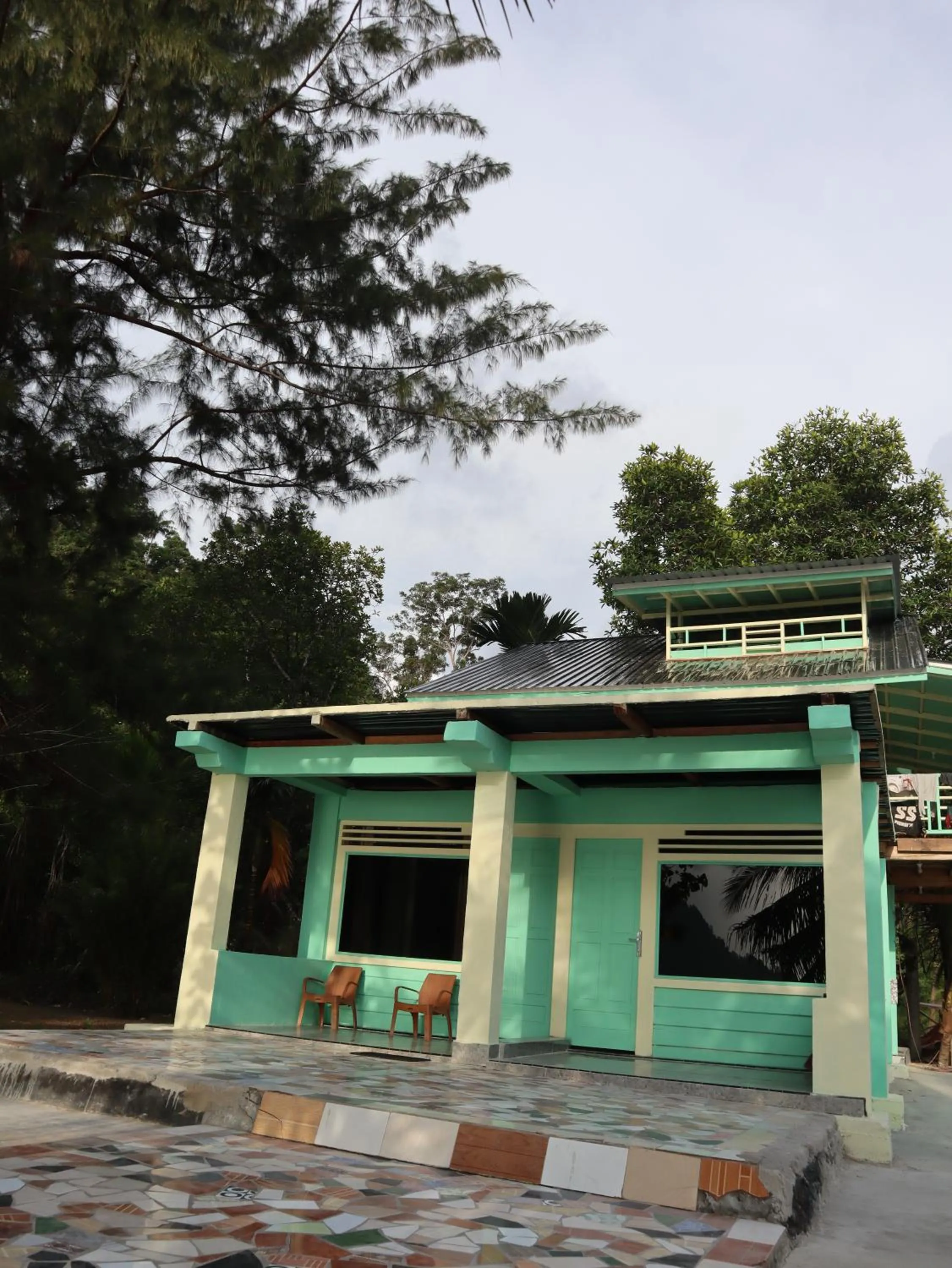 Property building in Ricky's Beach House