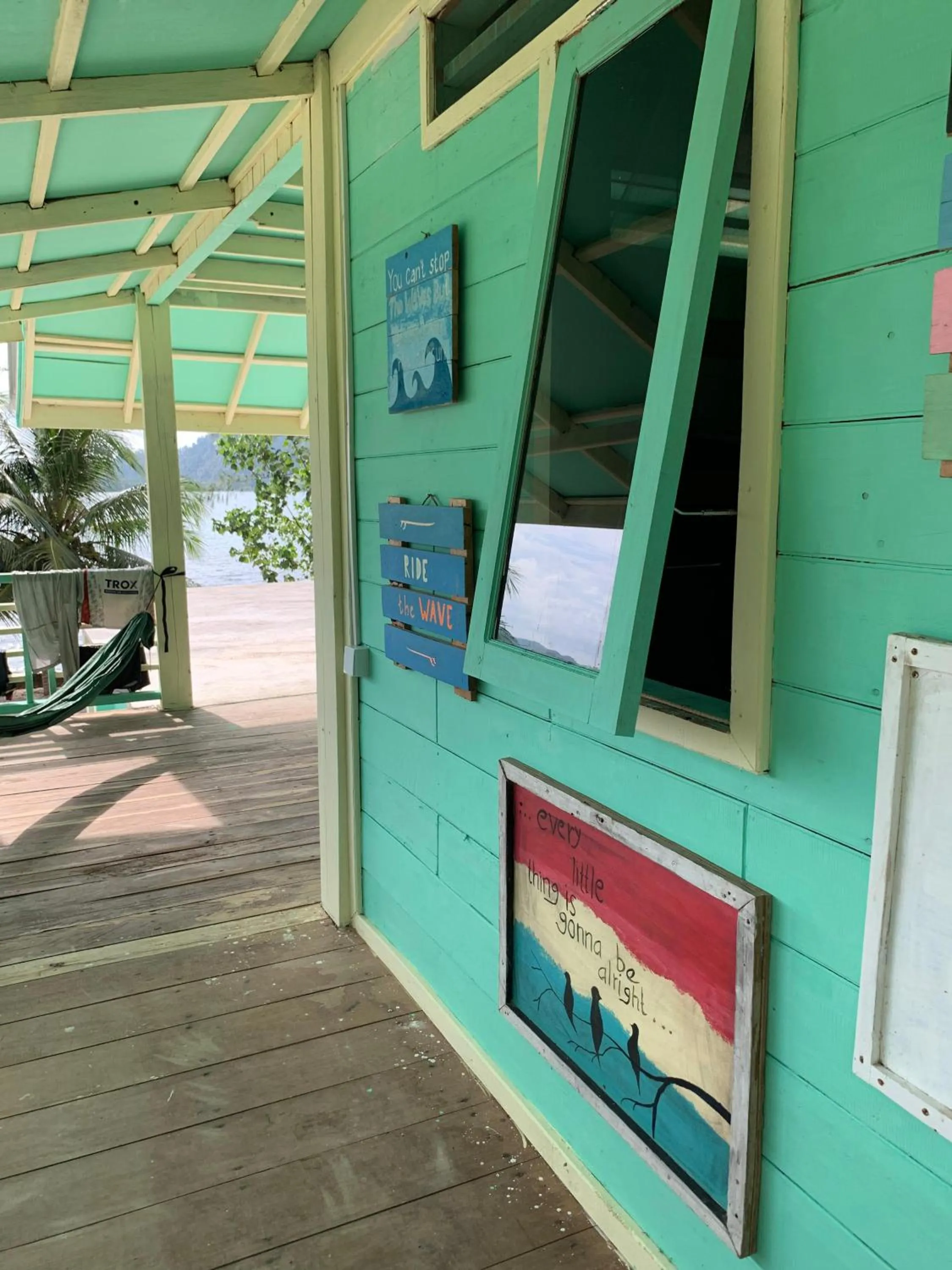 Balcony/Terrace in Ricky's Beach House