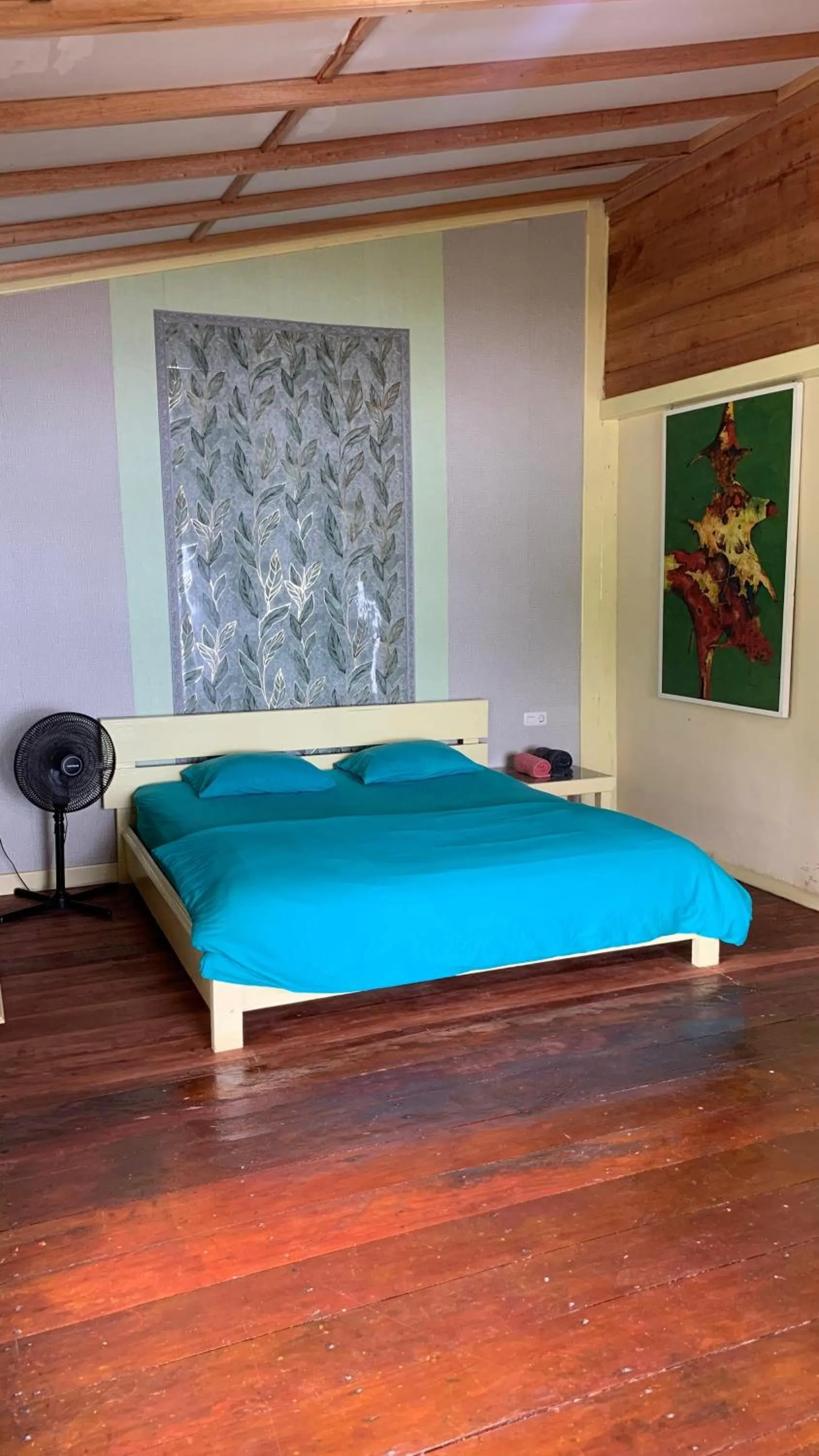 Bed in Ricky's Beach House