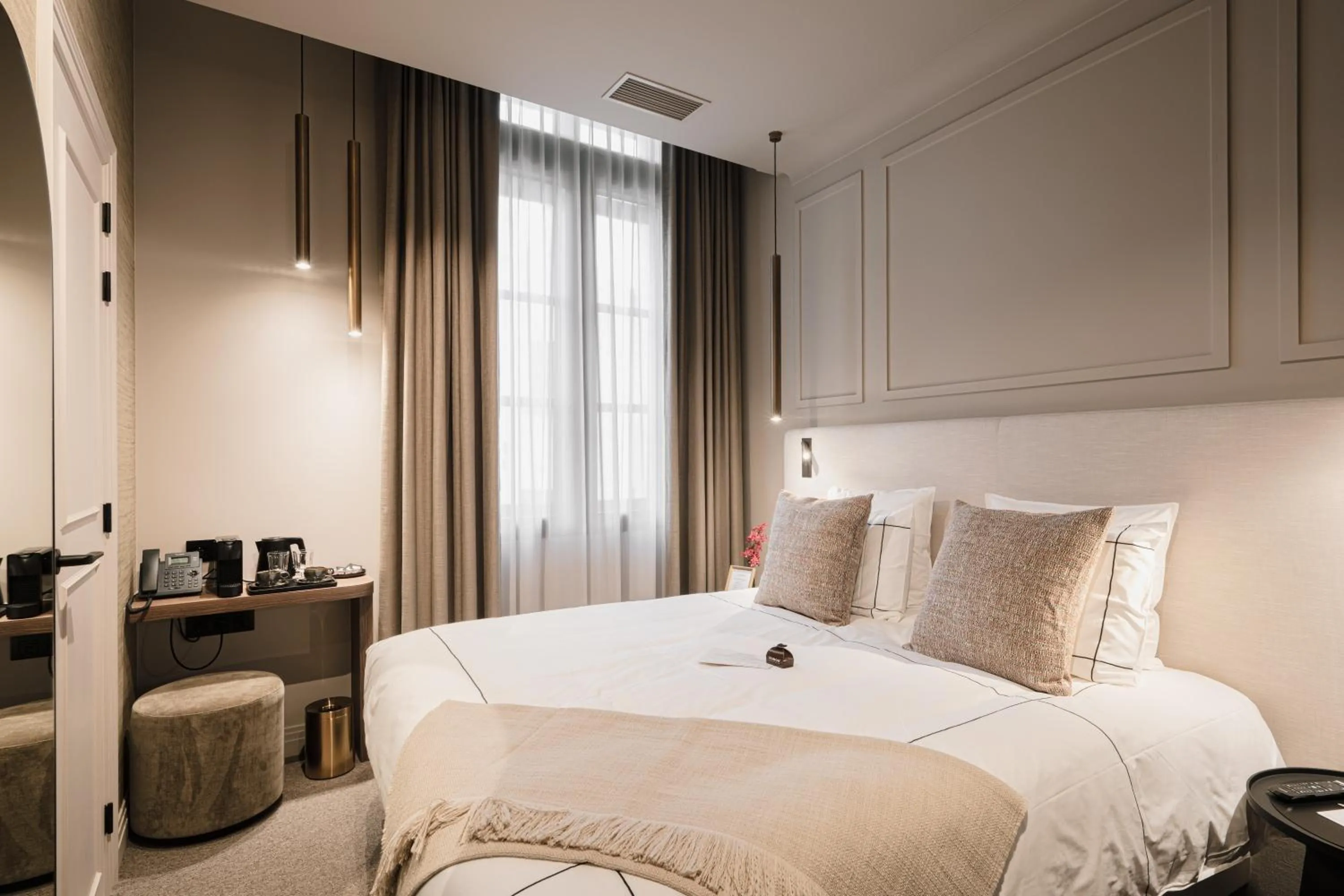 Photo of the whole room, Bed in Boutiquehotel Le Foulage - adults only