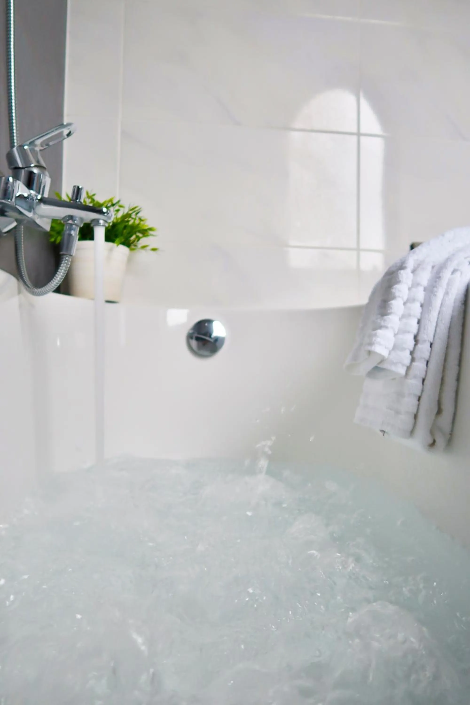 Hot Tub in Hotel Adoma