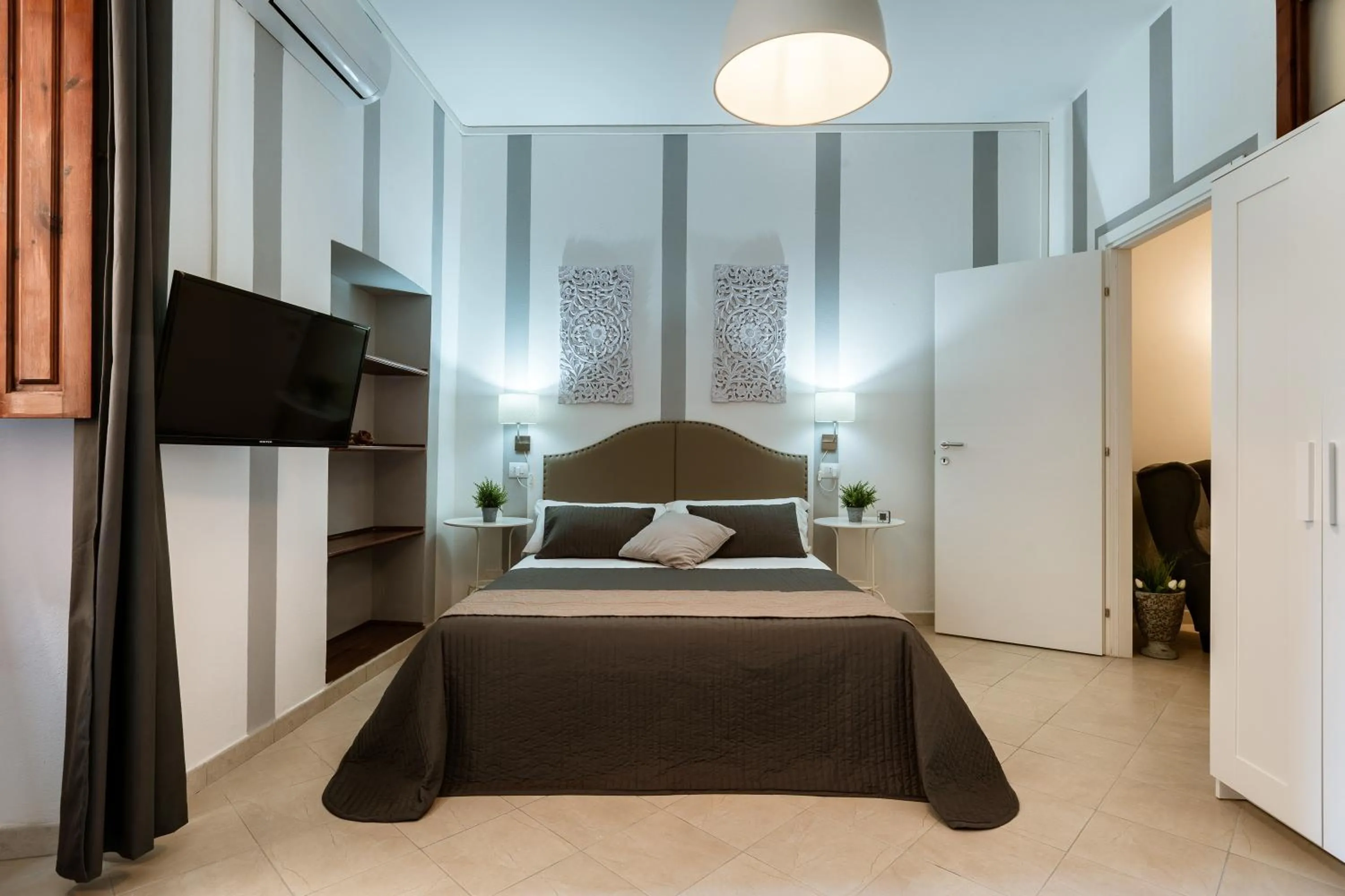 Stampace Apartments