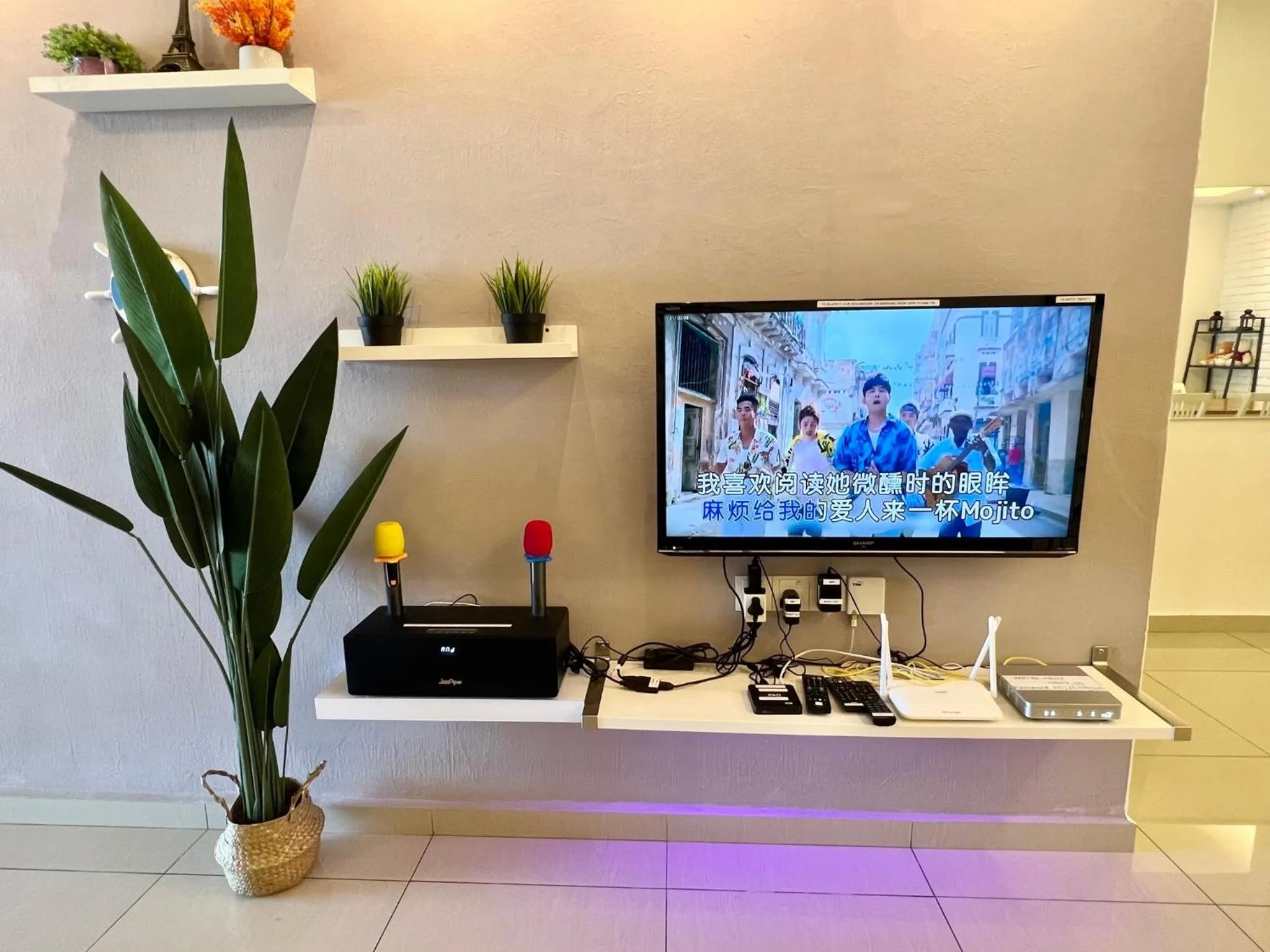 H&H 2 Karaoke, Ice Hockey Table, Game Console