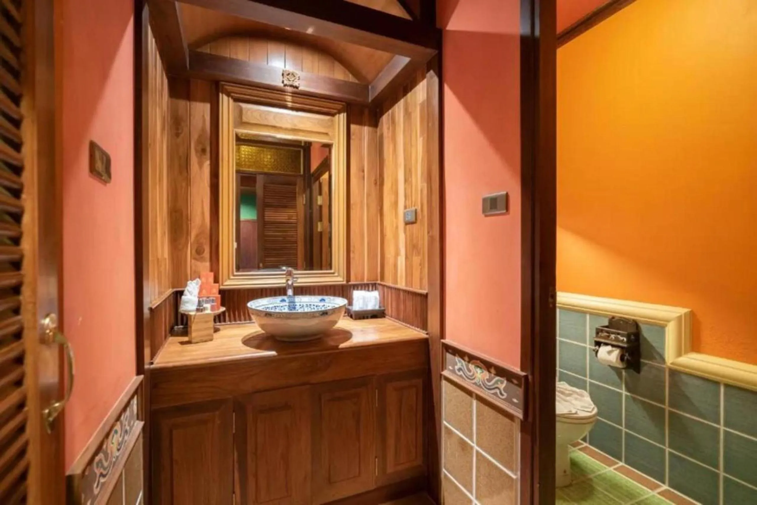 Bathroom in ViangNgam LanNa Villa Resort (SHA Extra Plus)