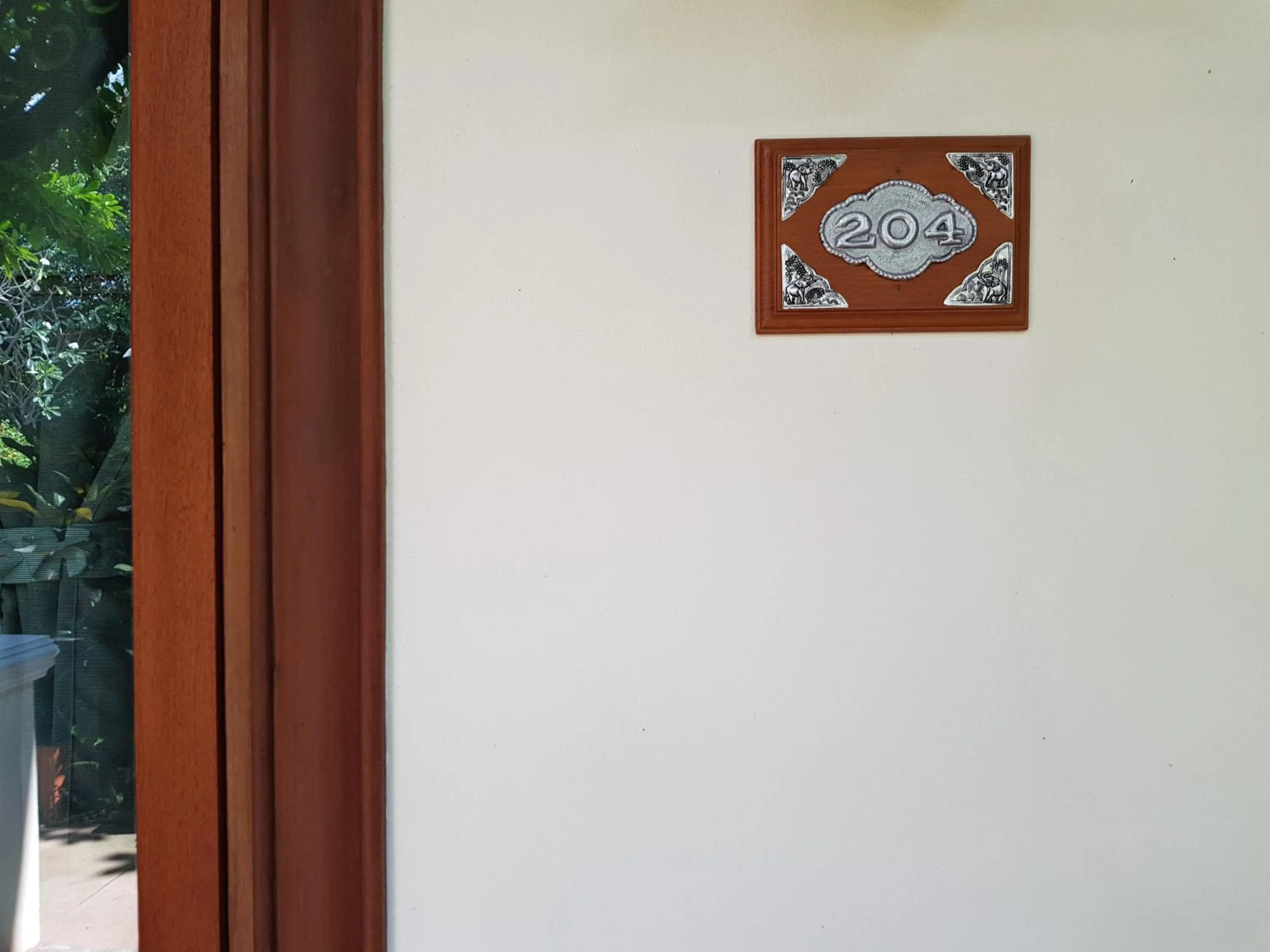 Logo/Certificate/Sign in ViangNgam LanNa Villa Resort (SHA Extra Plus)