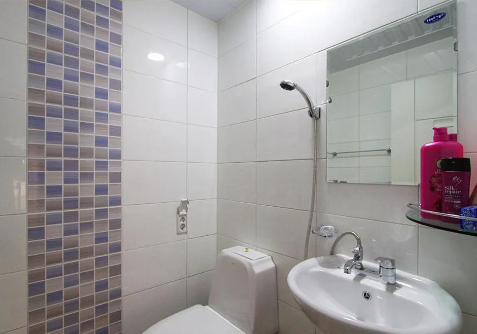 Bathroom in Dorandoran Guesthouse