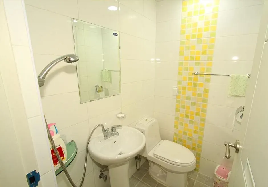 Bathroom in Dorandoran Guesthouse