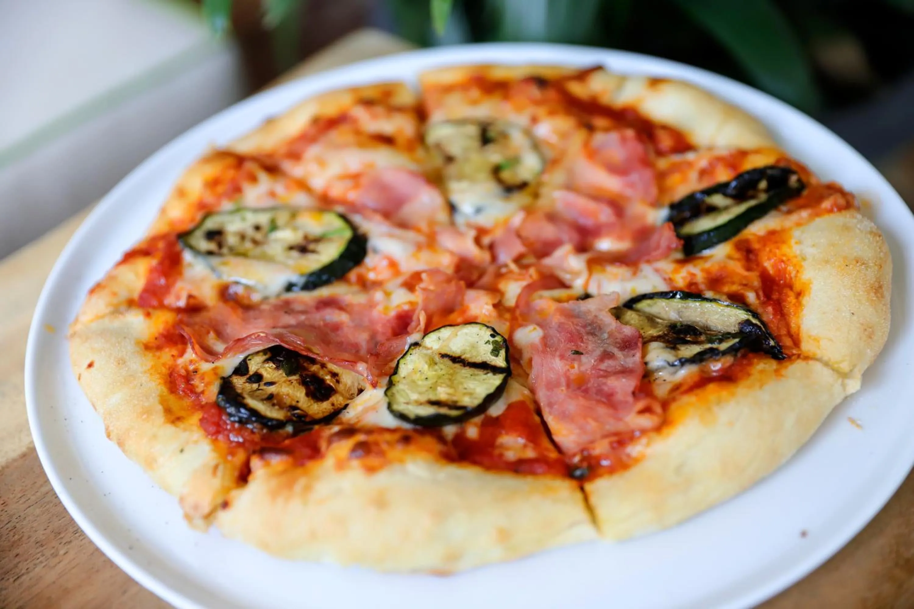 Restaurant/places to eat in Villas Edenia - Luxe Villas with Private Pools