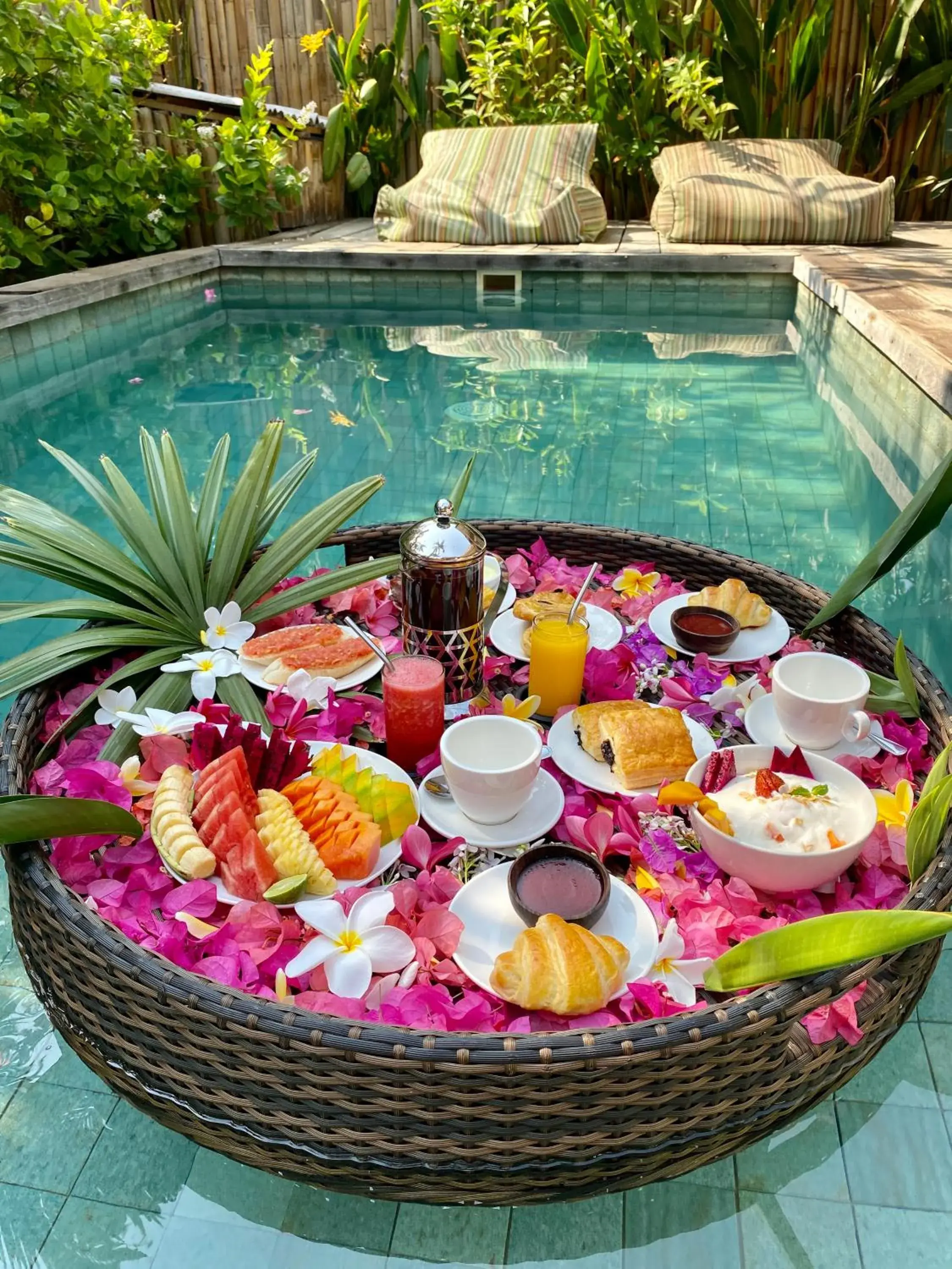 Swimming pool in Villas Edenia - Luxe Villas with Private Pools Swimming pool in Villas Edenia - Luxe Villas with Private Pools