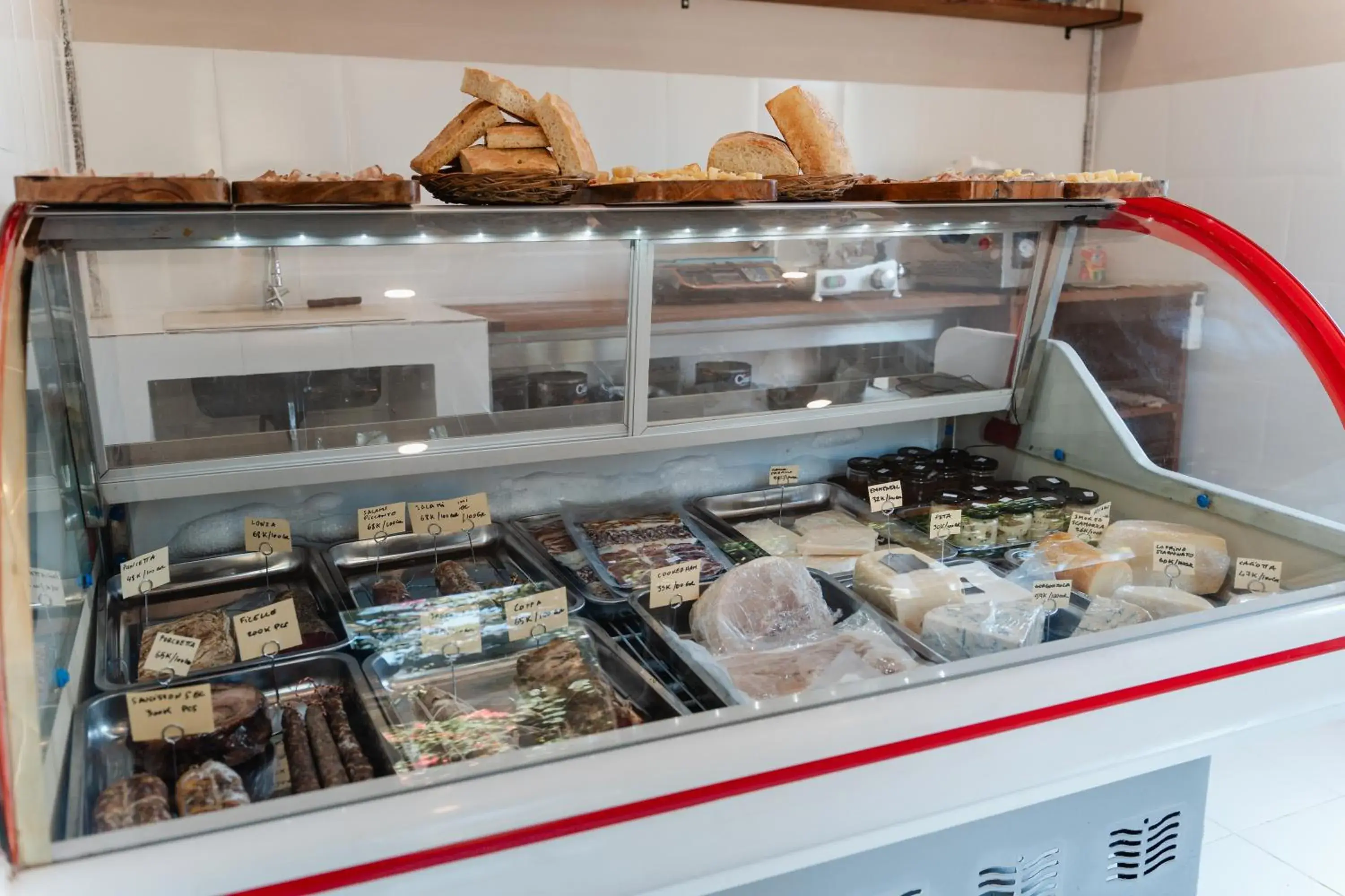 Restaurant/places to eat in Villas Edenia - Luxe Villas with Private Pools Restaurant/places to eat in Villas Edenia - Luxe Villas with Private Pools