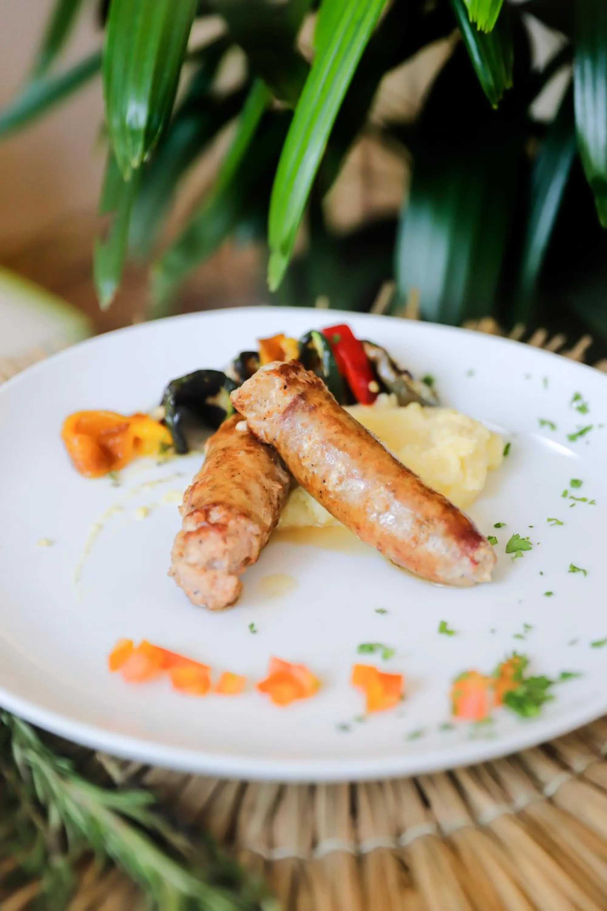 Restaurant/places to eat in Villas Edenia - Luxe Villas with Private Pools