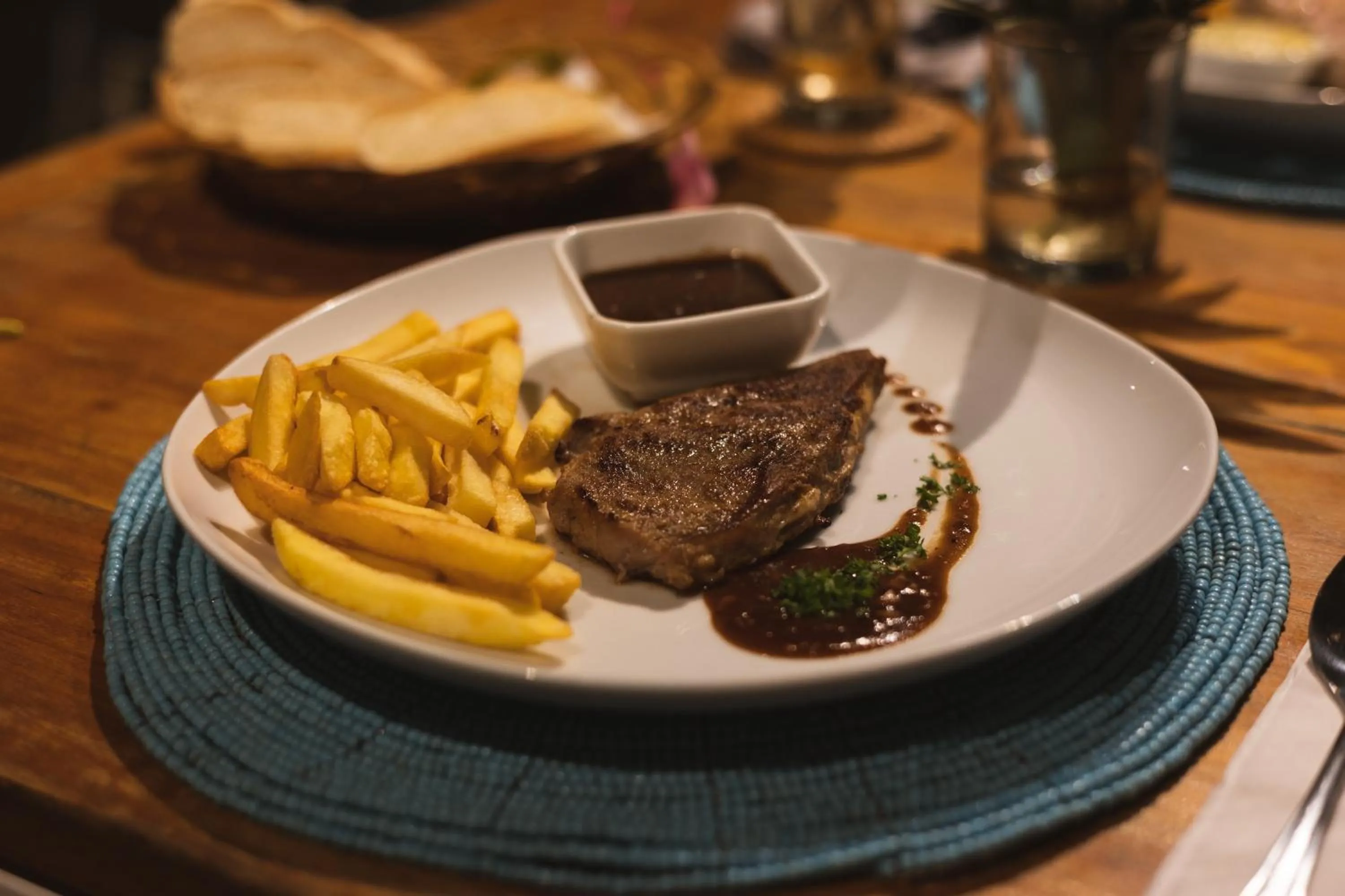 Restaurant/places to eat in Villas Edenia - Luxe Villas with Private Pools