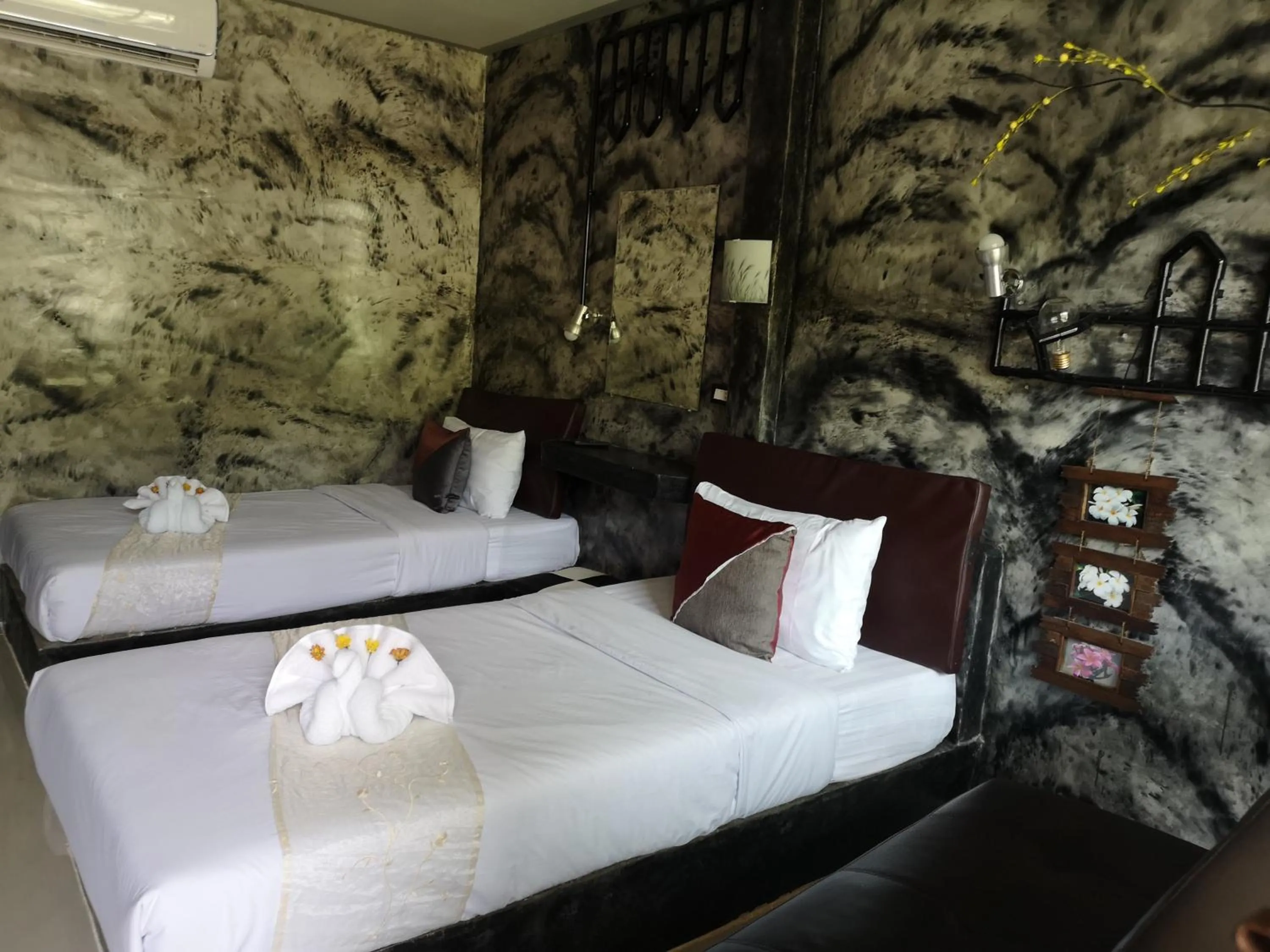 Bed in Keeree Loft Resort คีรีลอฟท์รีสอร์ท