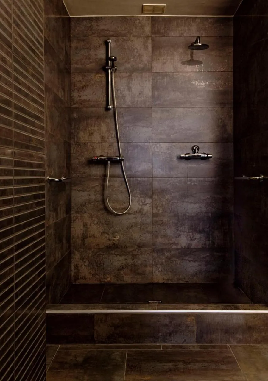 Bathroom in Hotel Zuid