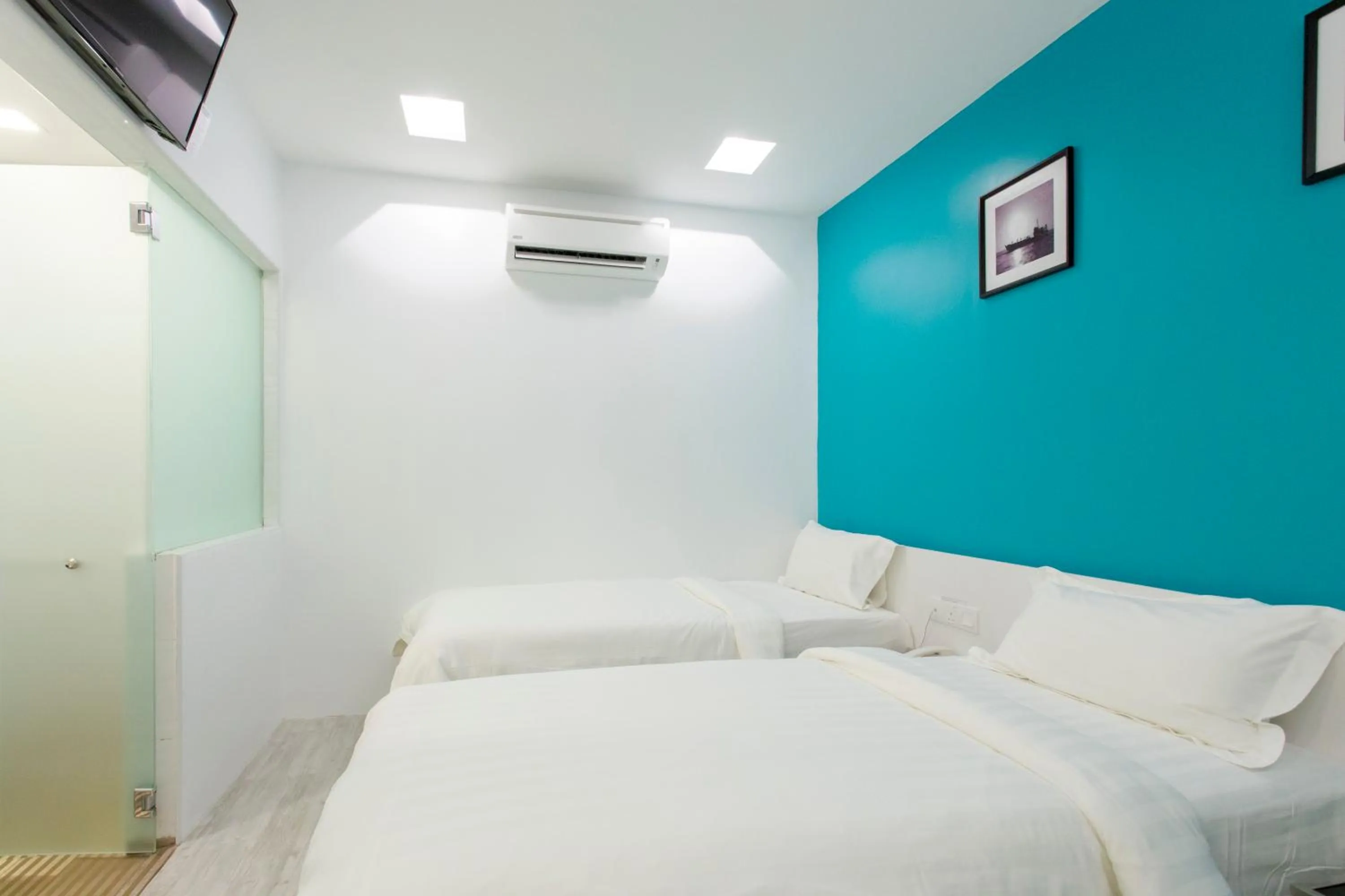 Bedroom, Bed in Aloha Hotel SDN BHD