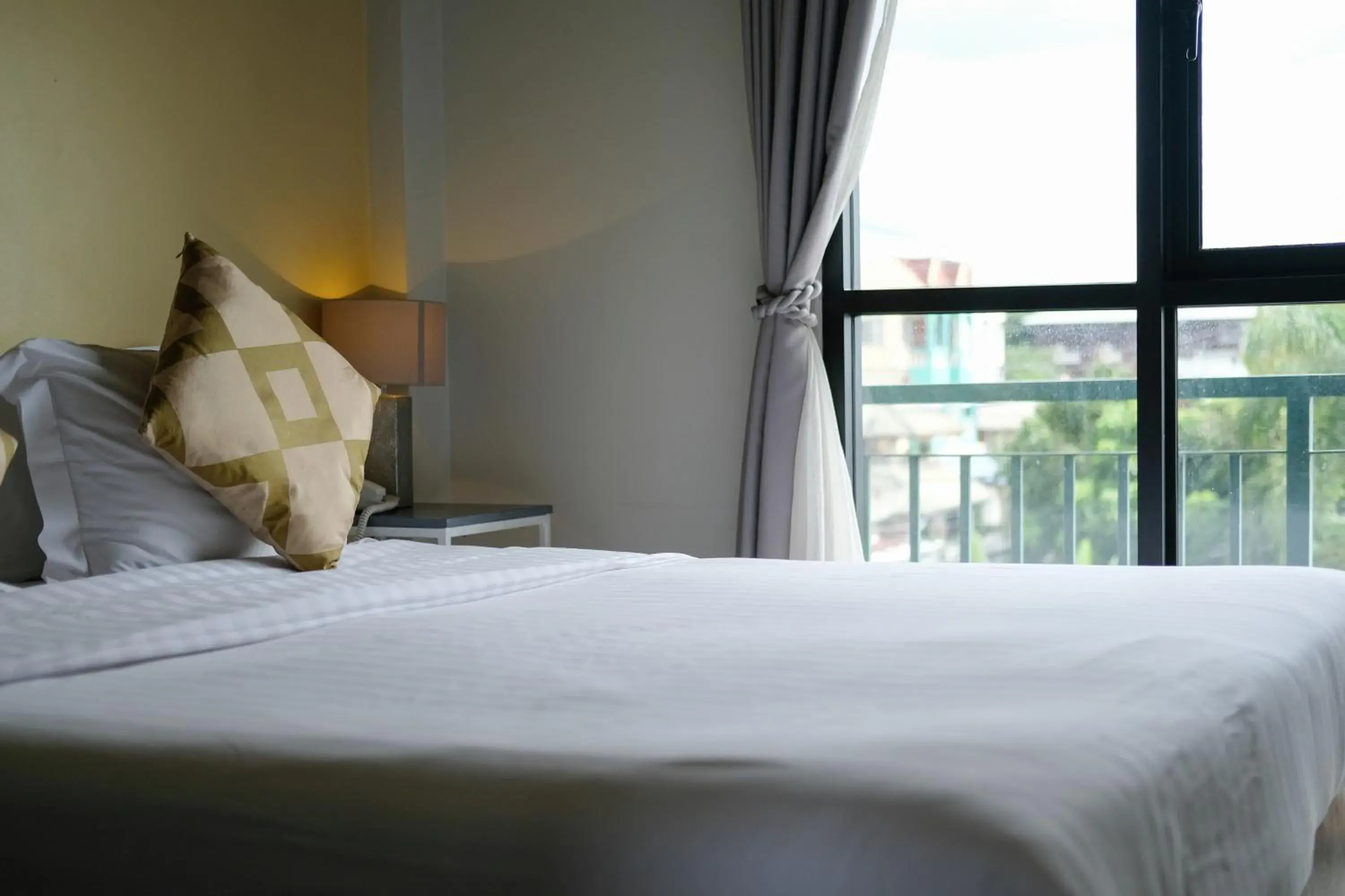 Bed in H Hotel Phrasing Bed in H Hotel Phrasing