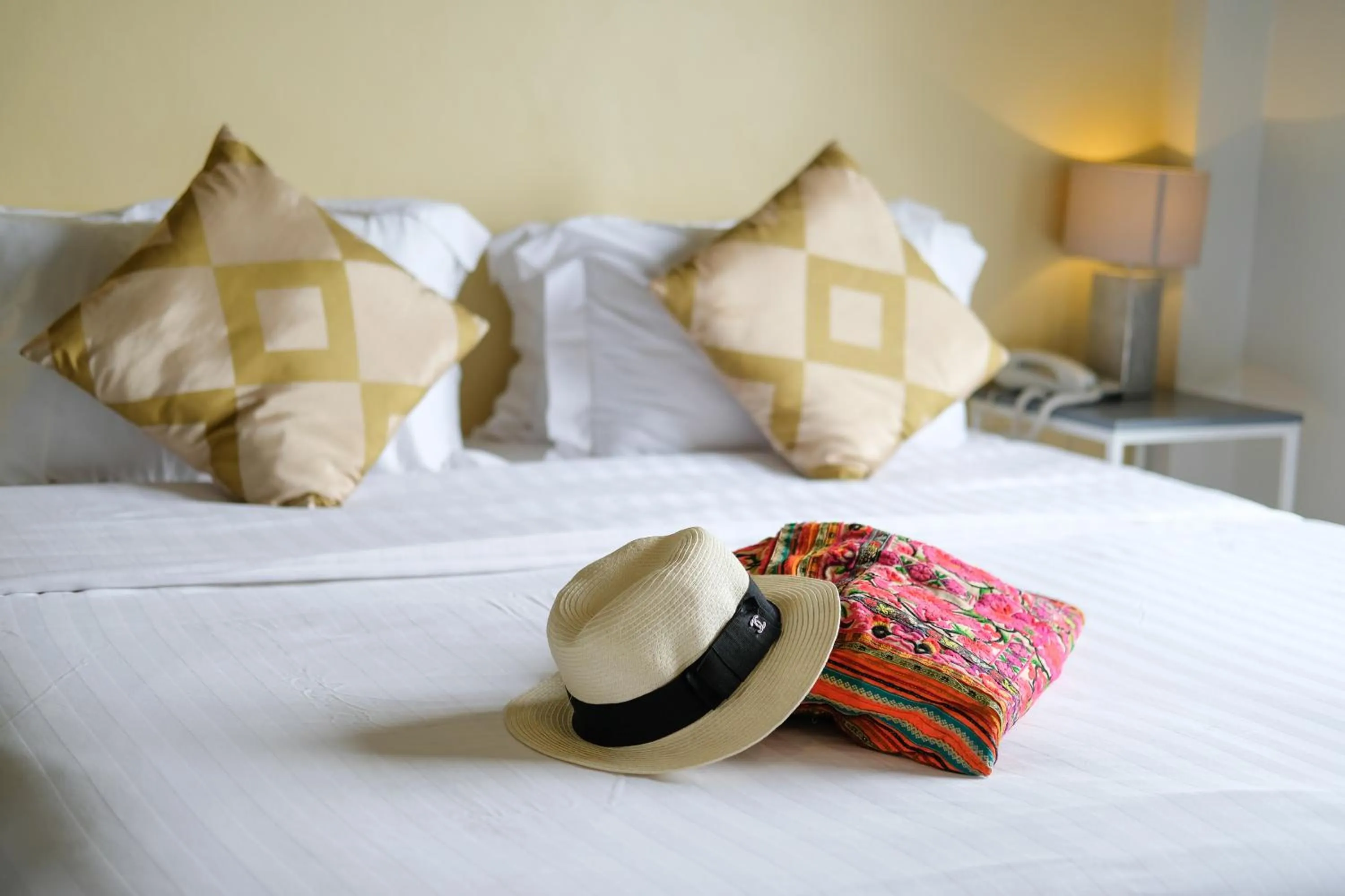 Bed in H Hotel Phrasing