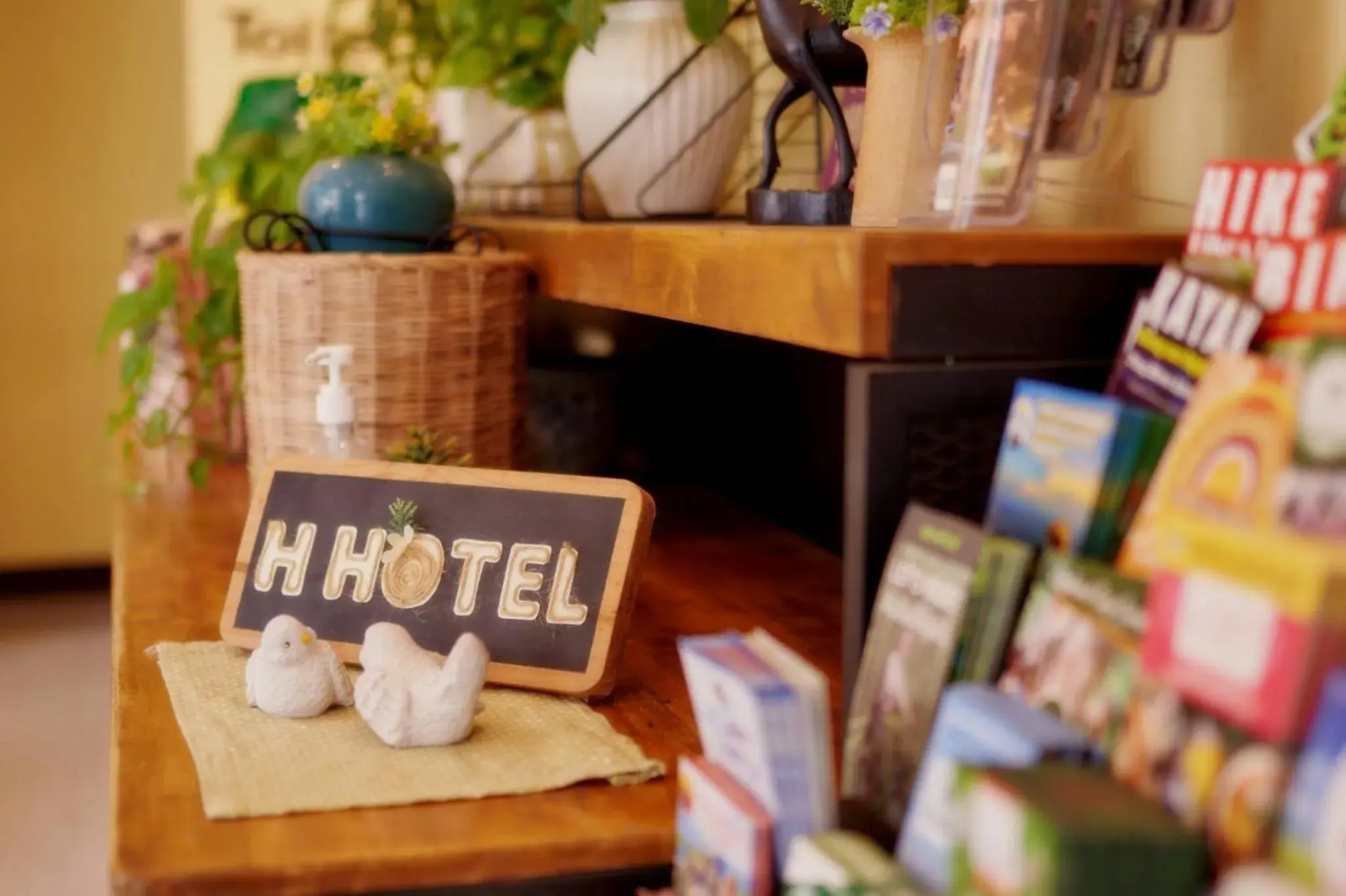 Lobby or reception in H Hotel Phrasing Lobby or reception in H Hotel Phrasing