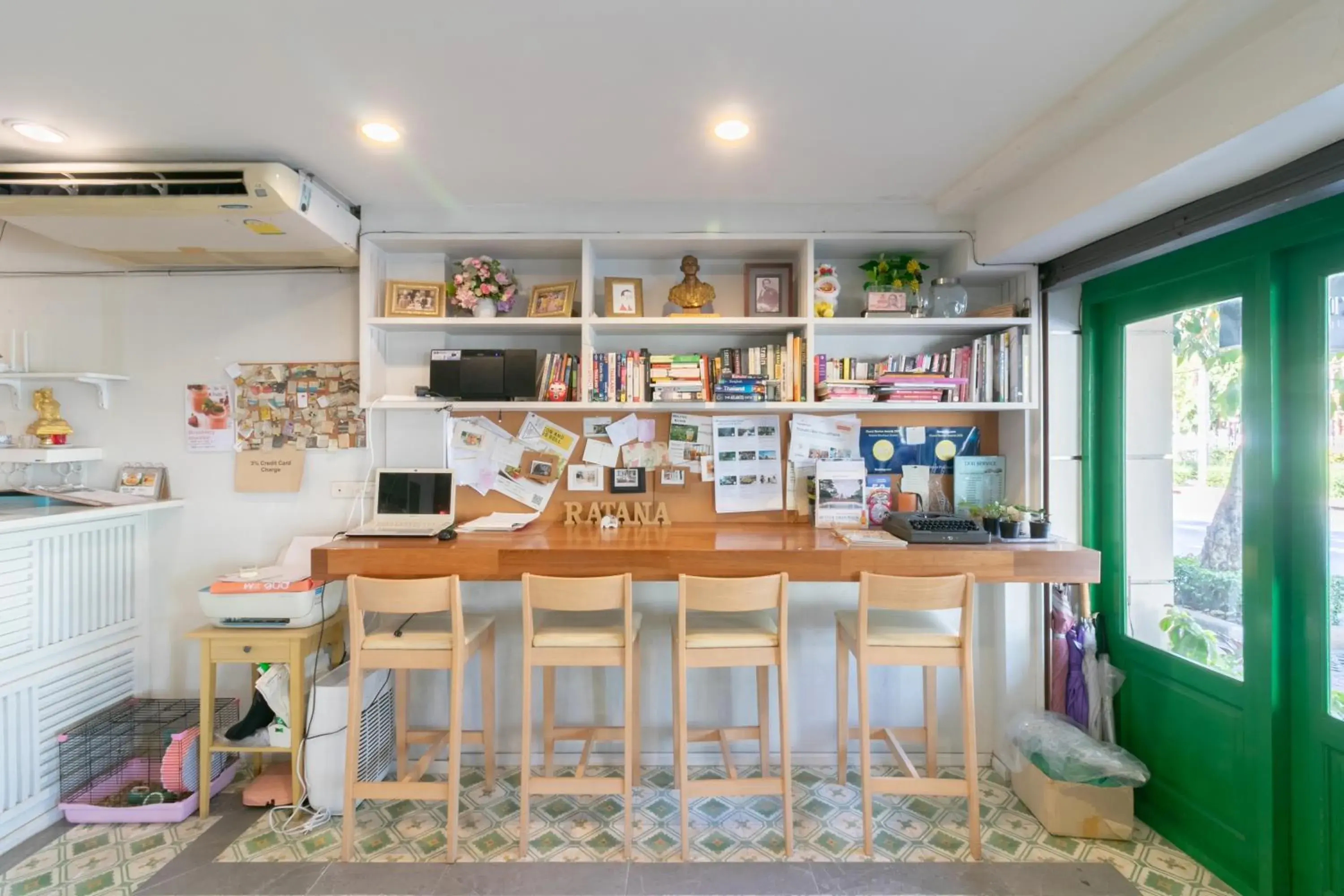 Lobby or reception in Ratana Boutique Hostel Lobby or reception in Ratana Boutique Hostel