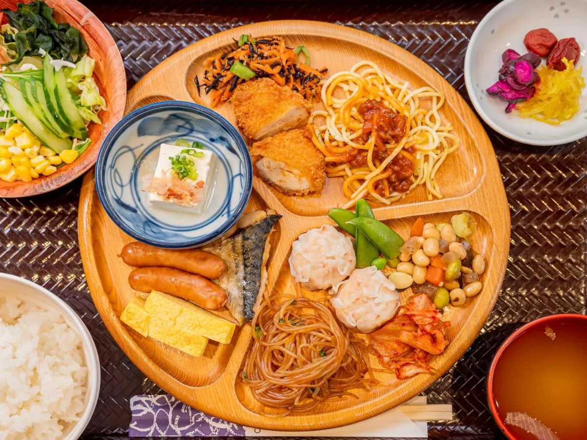 Central Hotel Takeoonsen Ekimae