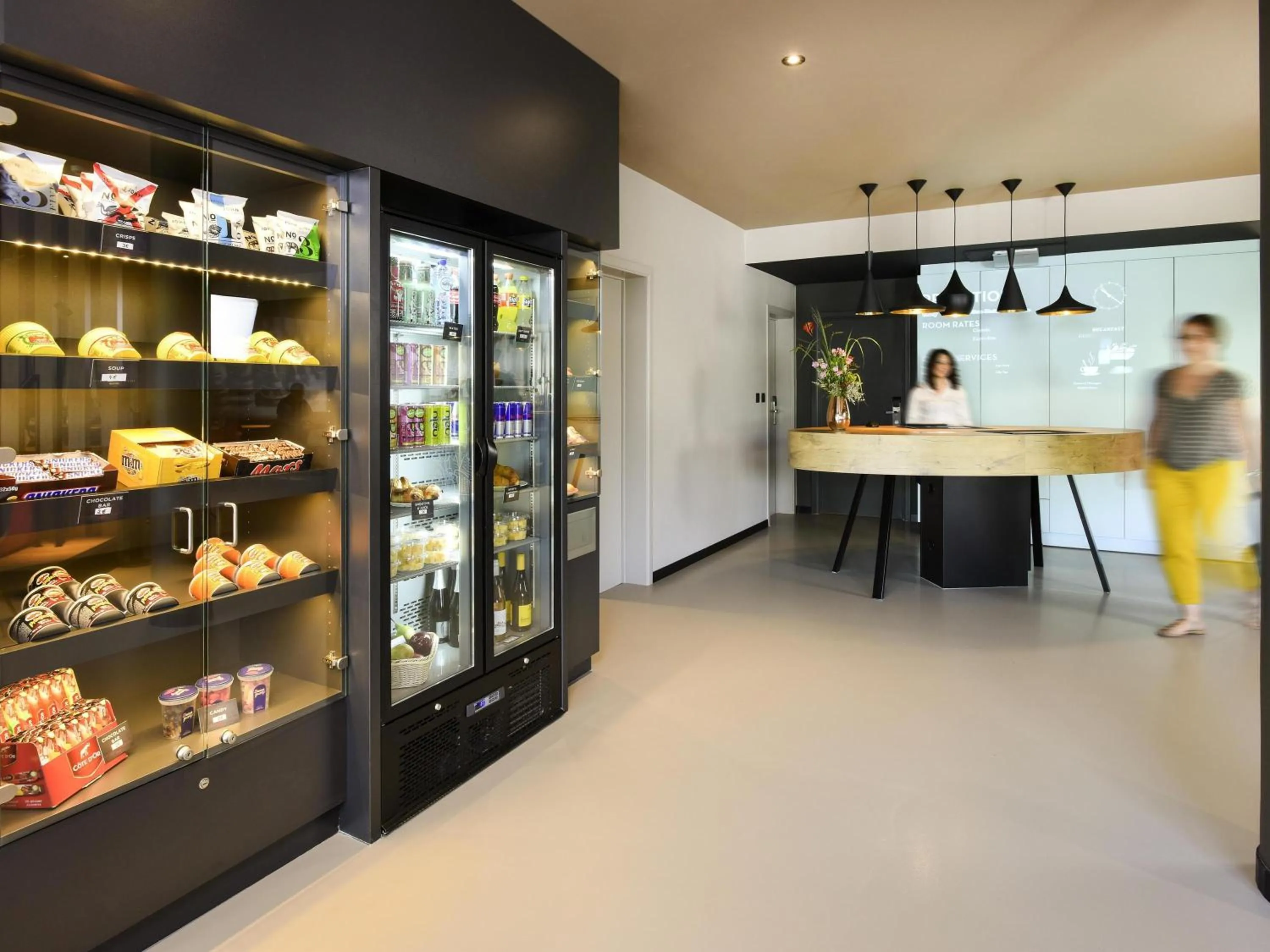 Restaurant/places to eat in Ibis Brussels Erasmus