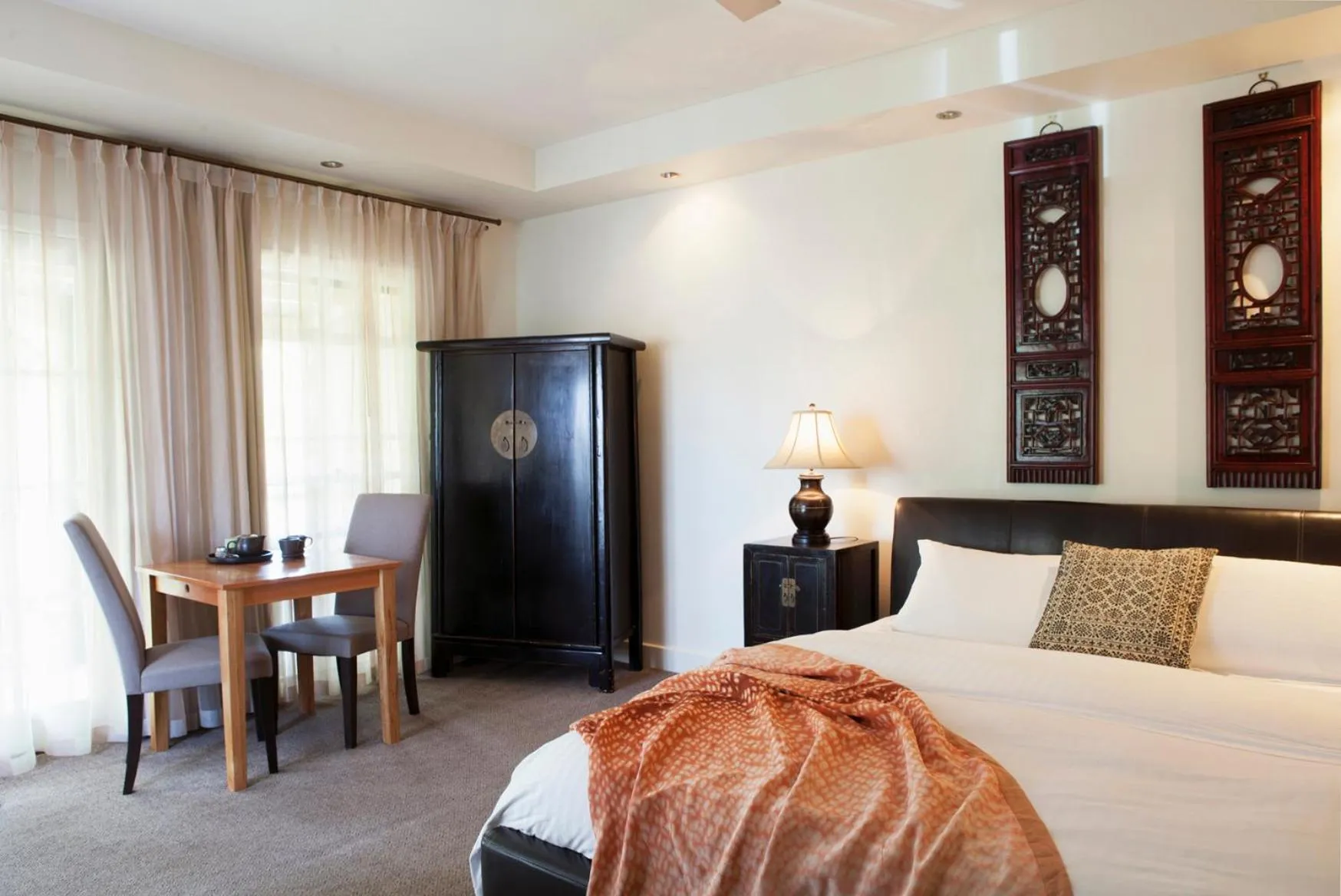 Provenance Accommodation