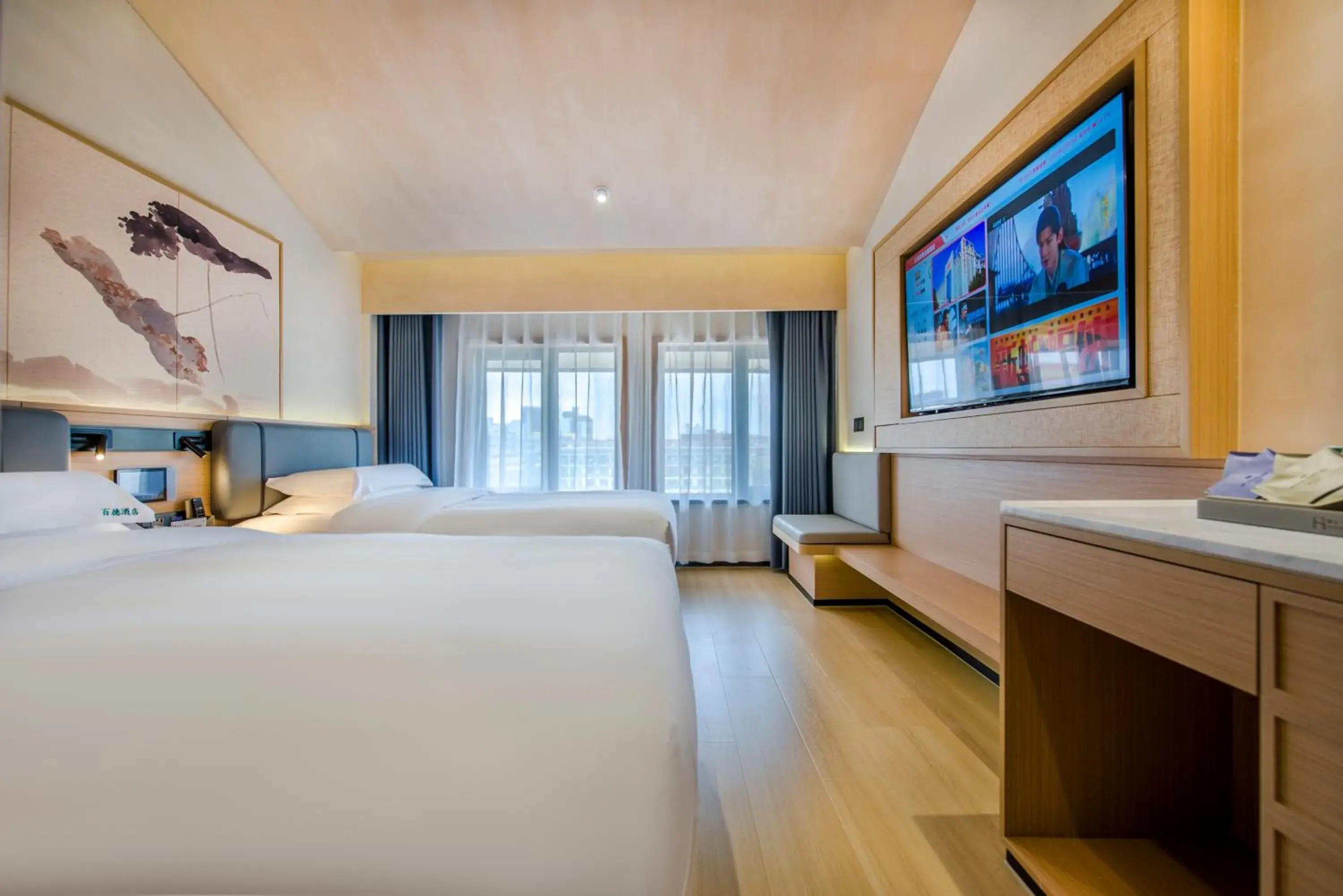 Photo of the whole room, Bed in Yiwu Baide Theme Hotel Photo of the whole room, Bed in Yiwu Baide Theme Hotel