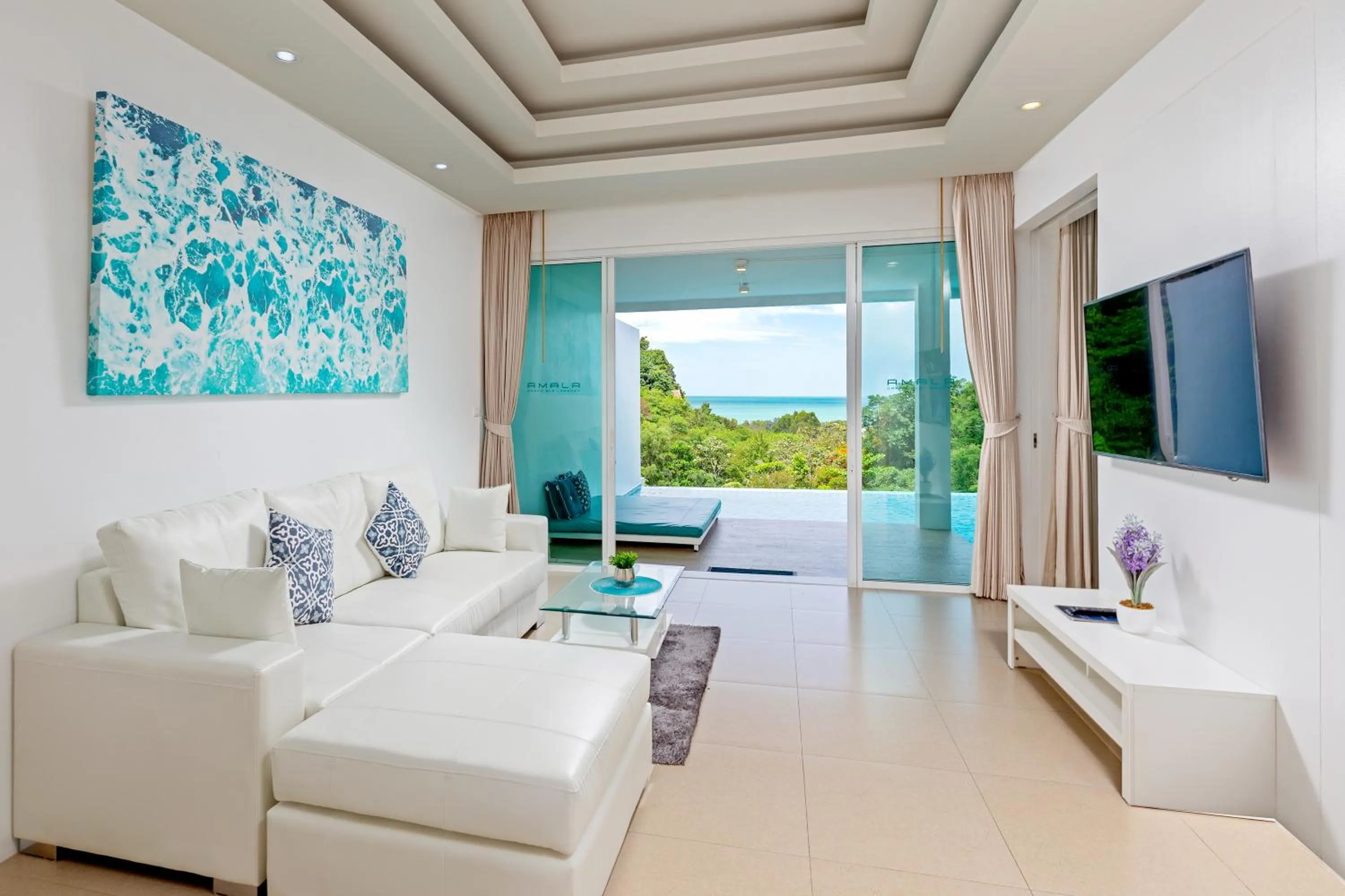 Living room in Amala Grand Bleu Resort Hilltops - SHA