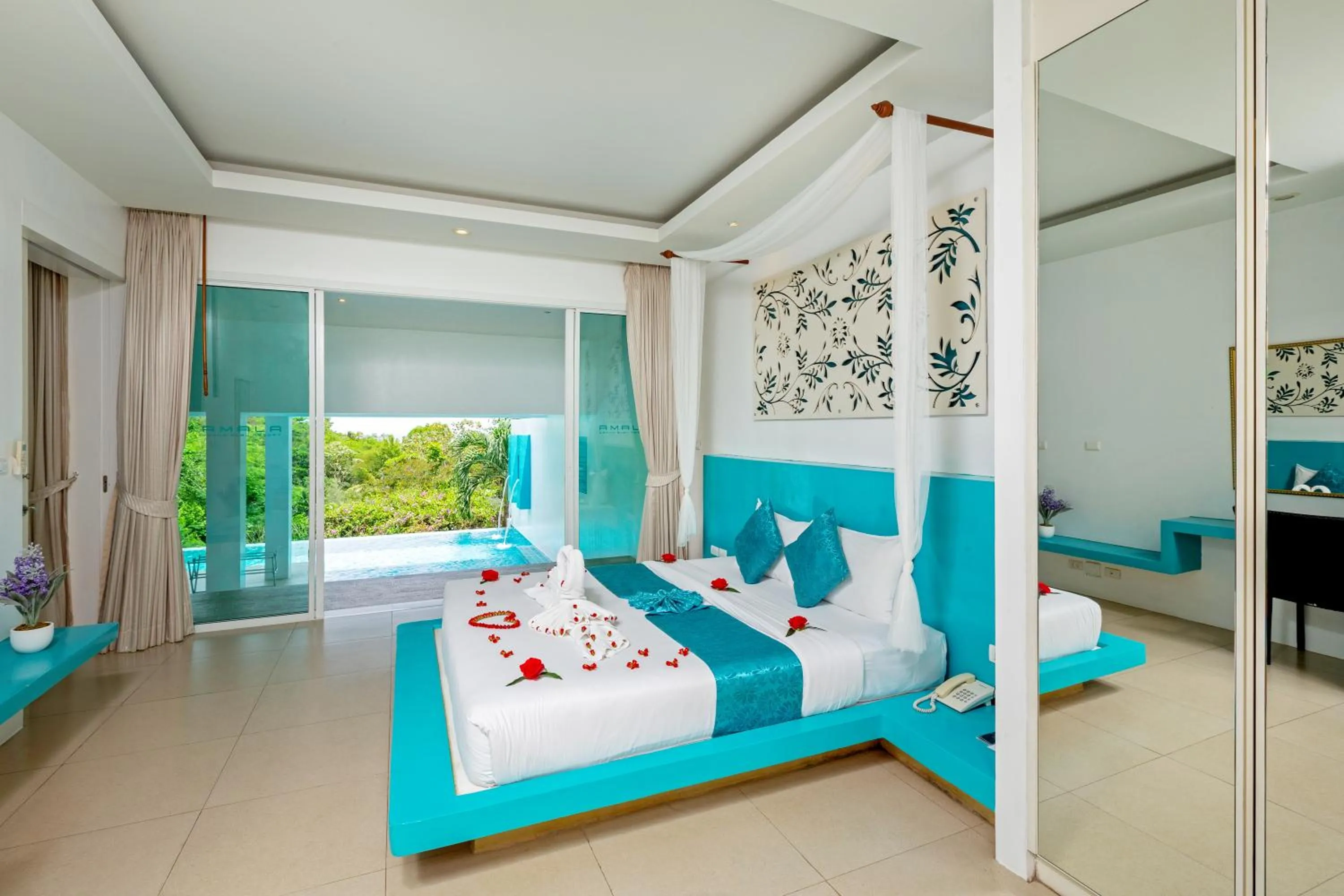 Bed in Amala Grand Bleu Resort Hilltops - SHA