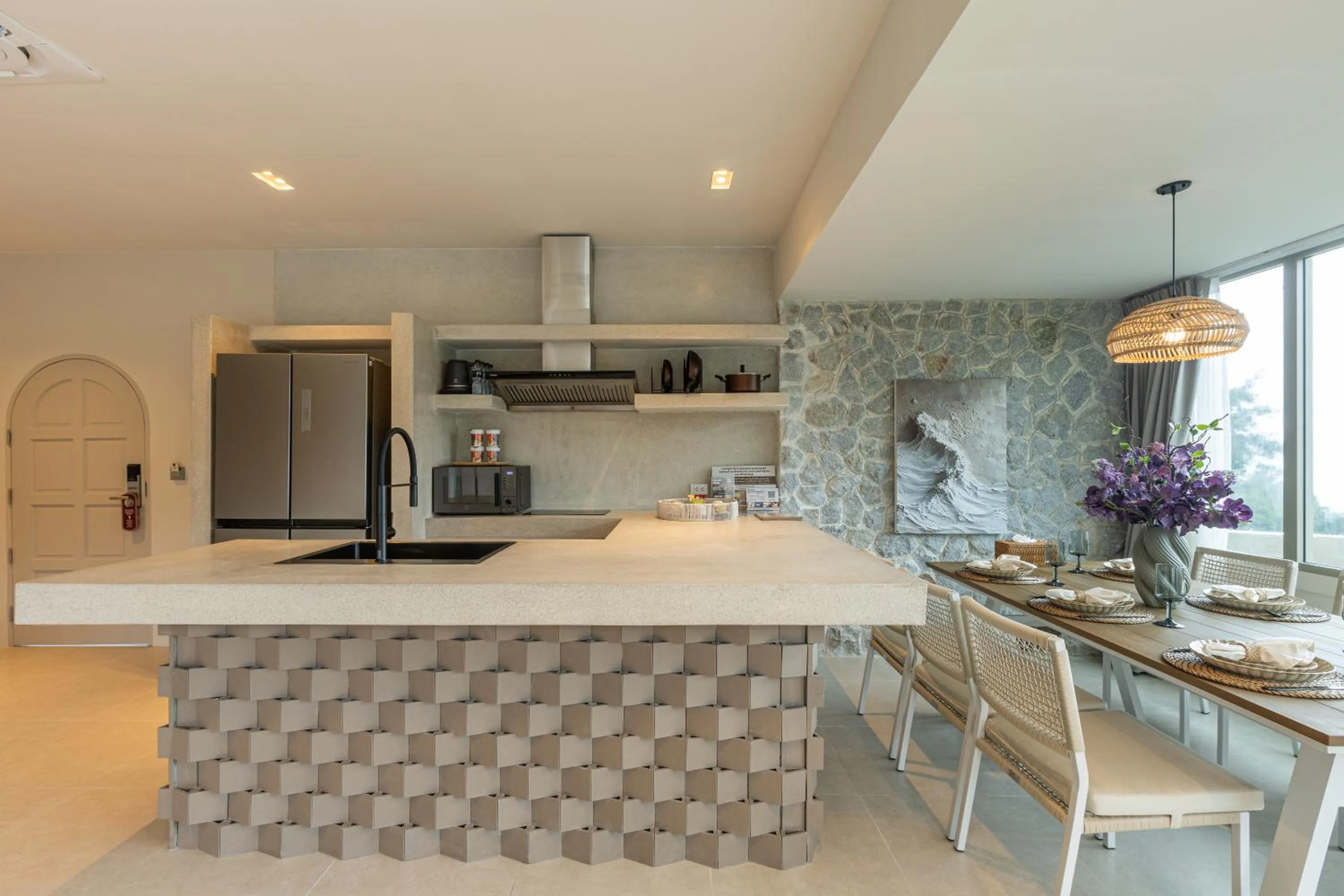 Kitchen or kitchenette in Amala Grand Bleu Resort Hilltops - SHA