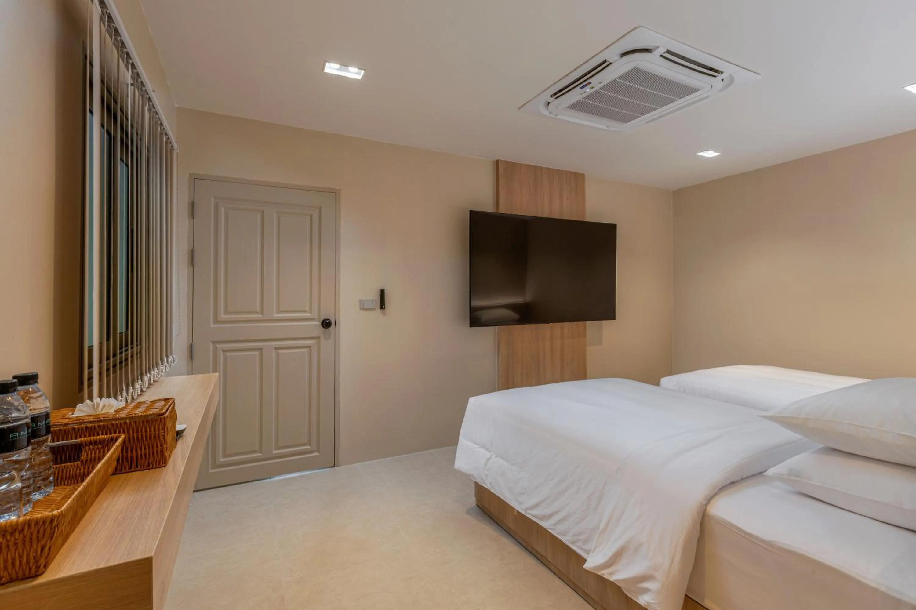 Bed in Amala Grand Bleu Resort Hilltops - SHA