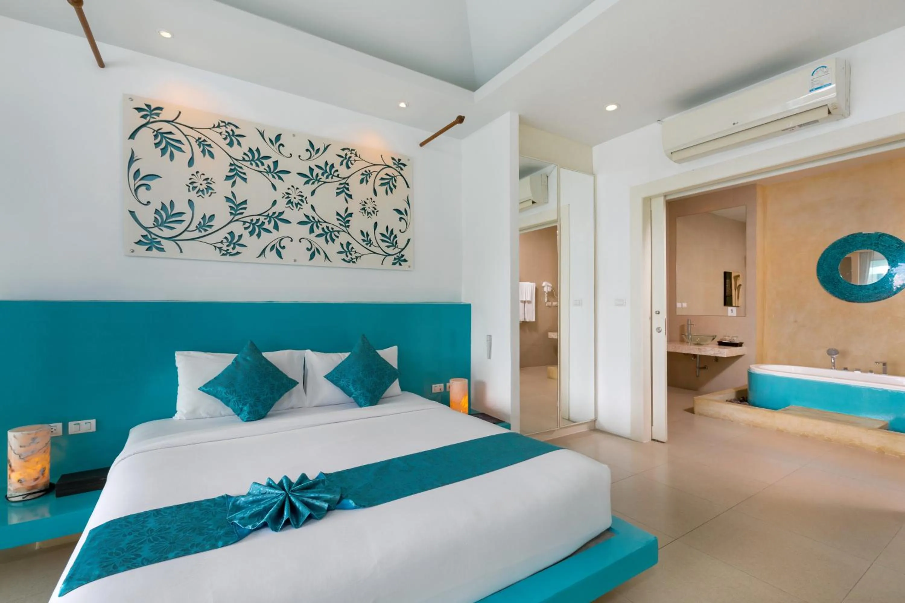 Bed in Amala Grand Bleu Resort Hilltops - SHA