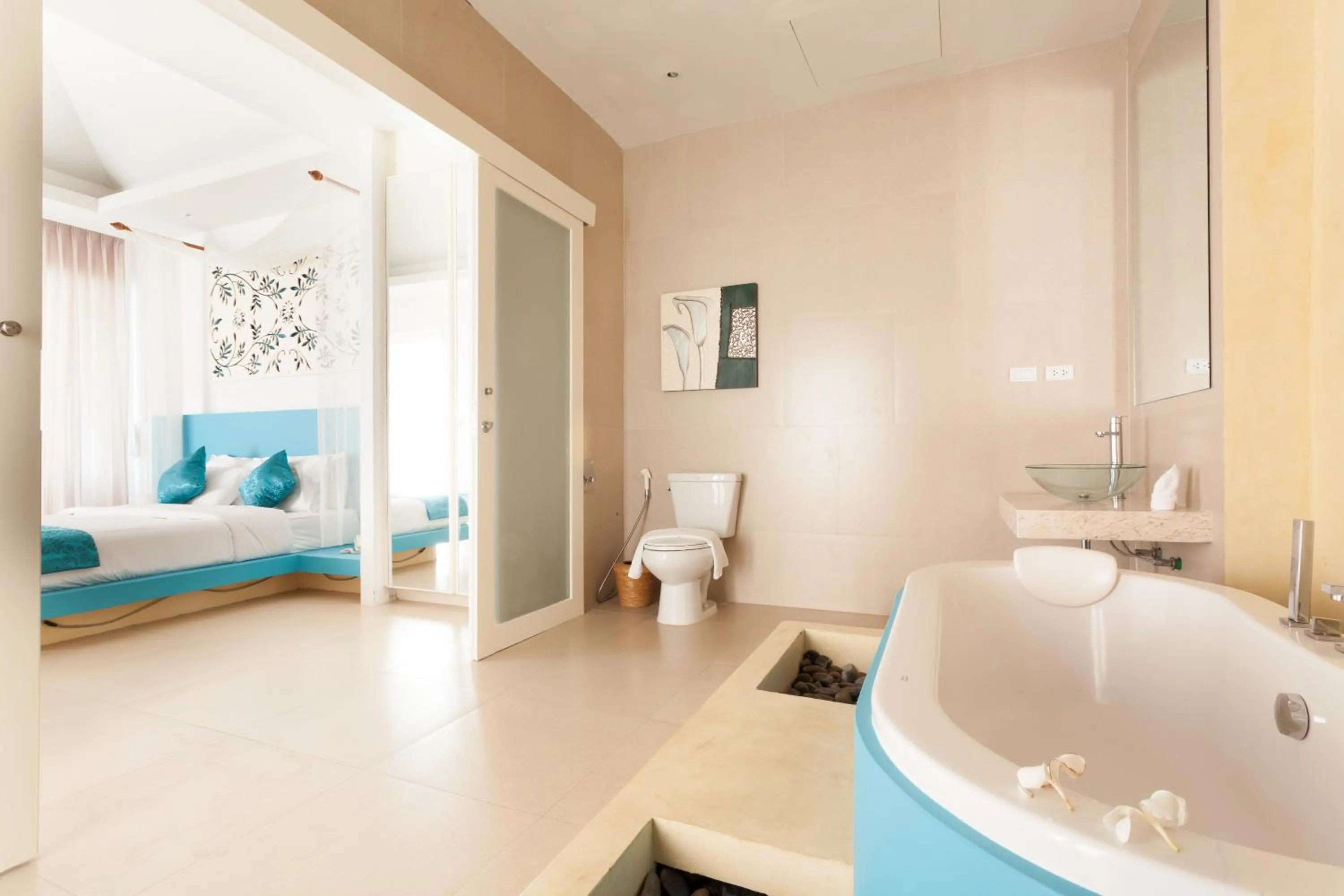 Bathroom, Bed in Amala Grand Bleu Resort Hilltops - SHA