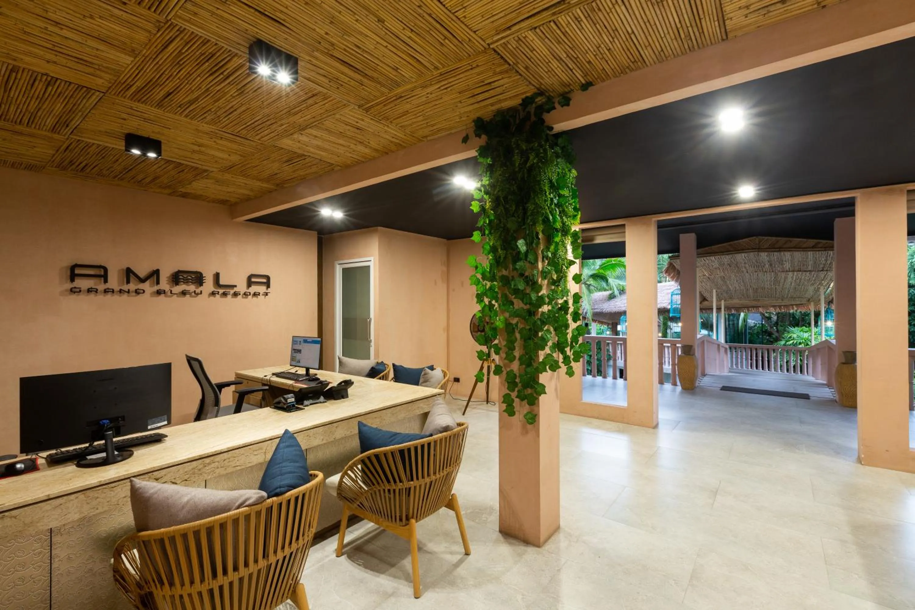 Lobby or reception in Amala Grand Bleu Resort Hilltops - SHA