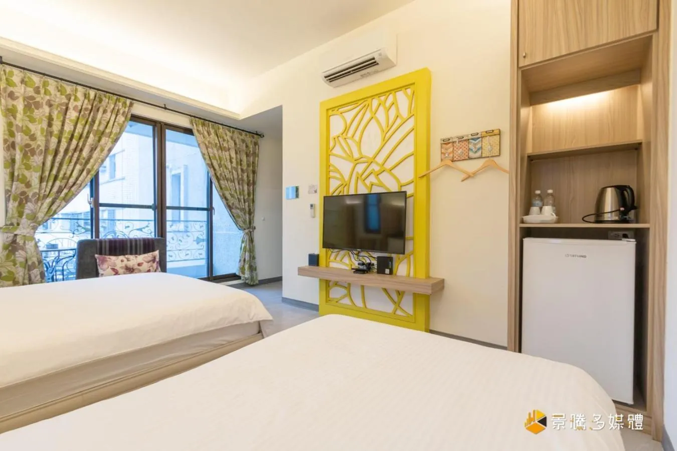 Photo of the whole room, Bed in Happiness is coming(Near Hualien Railway Station)