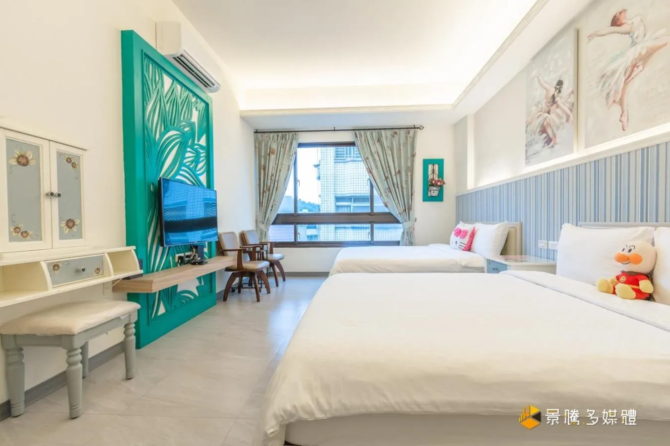 Photo of the whole room, Bed in Happiness is coming(Near Hualien Railway Station)