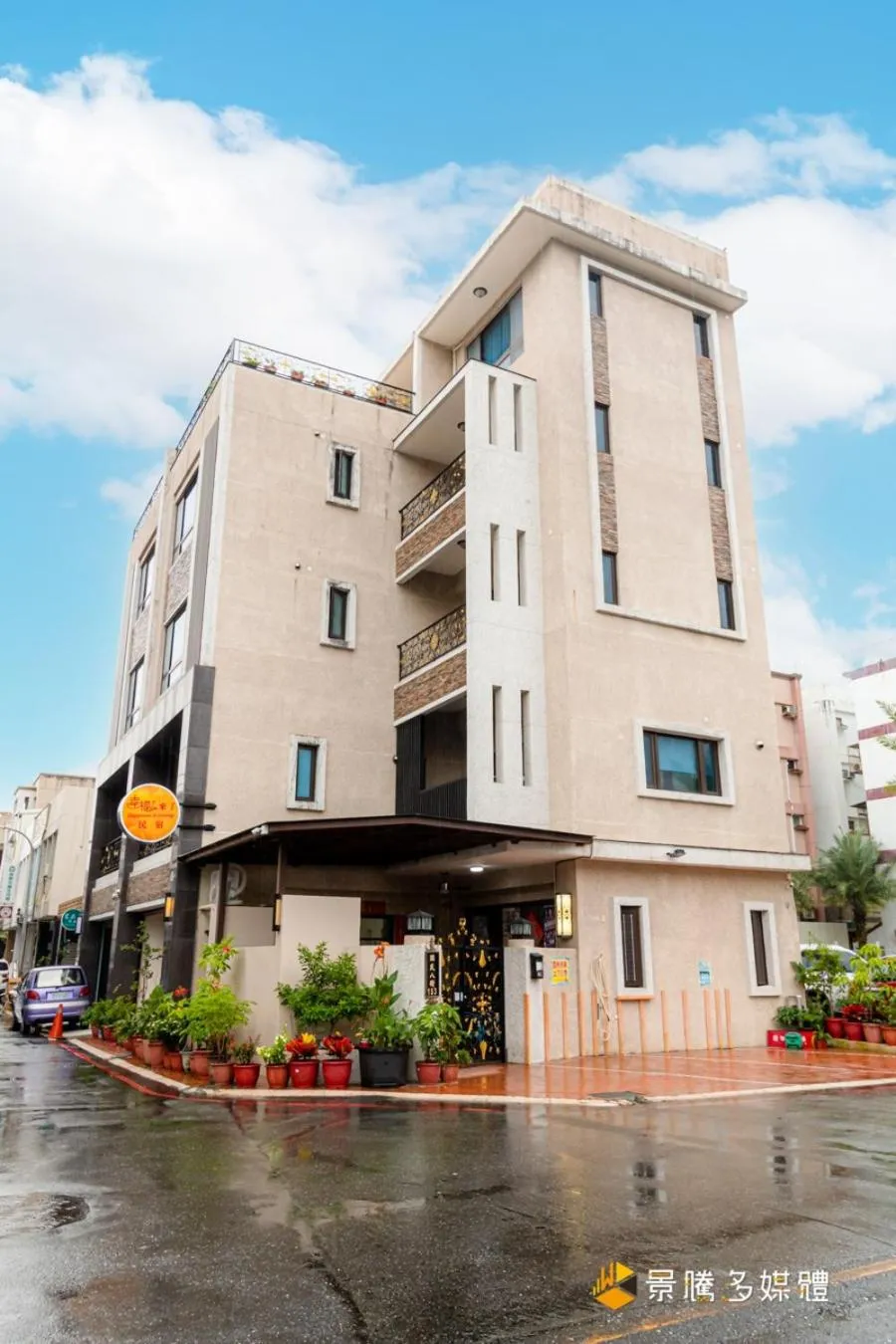 Property building in Happiness is coming(Near Hualien Railway Station)