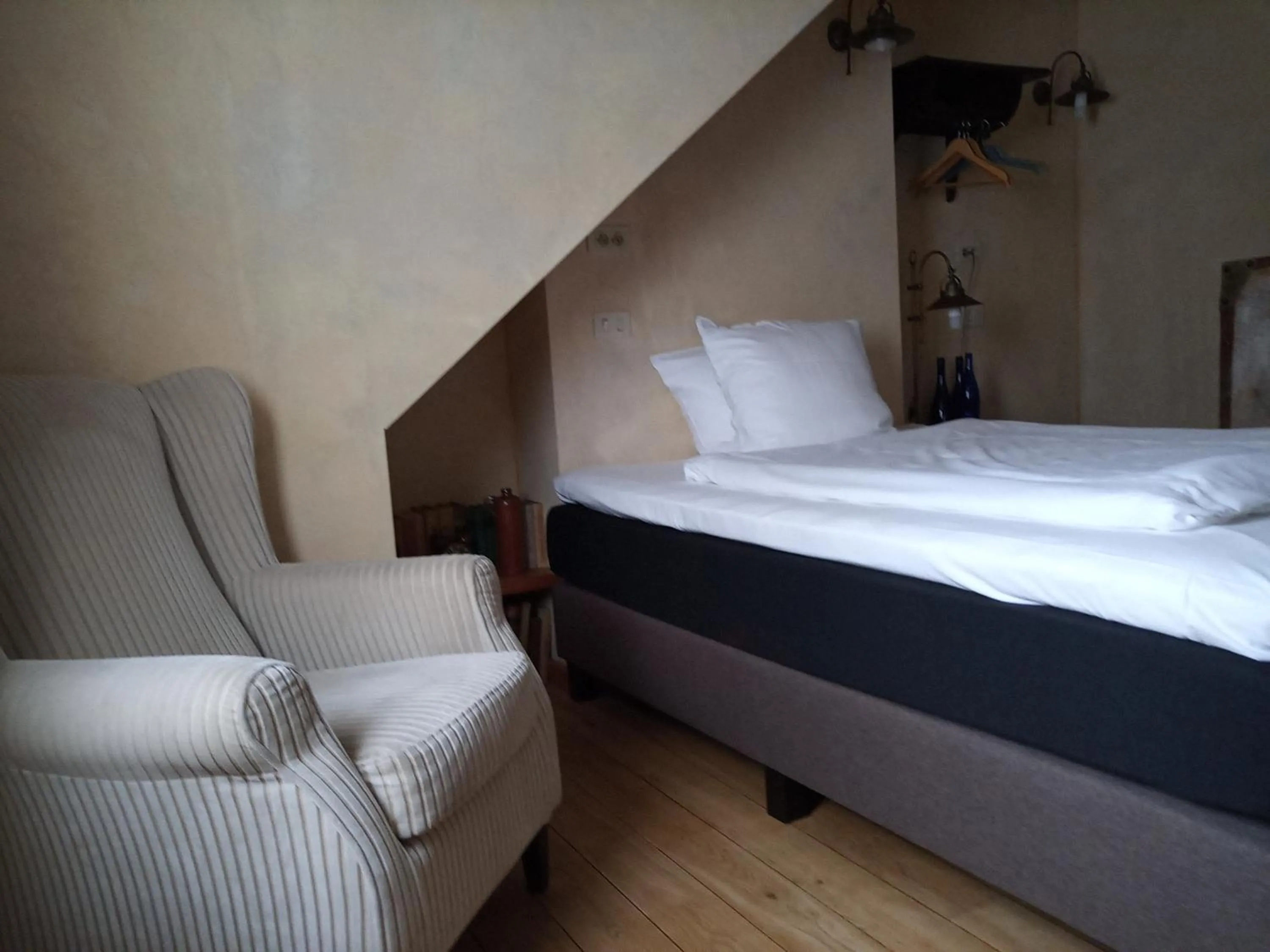 Bedroom, Bed in Focus Hotel