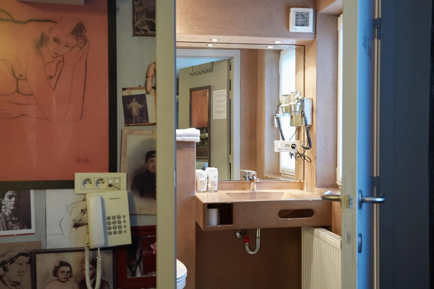 Bathroom in Focus Hotel