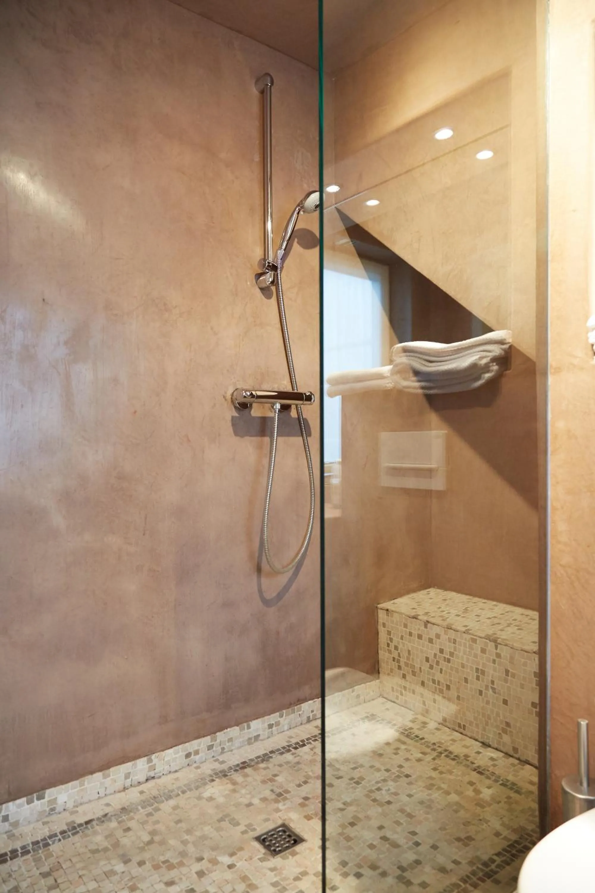 Bathroom in Focus Hotel