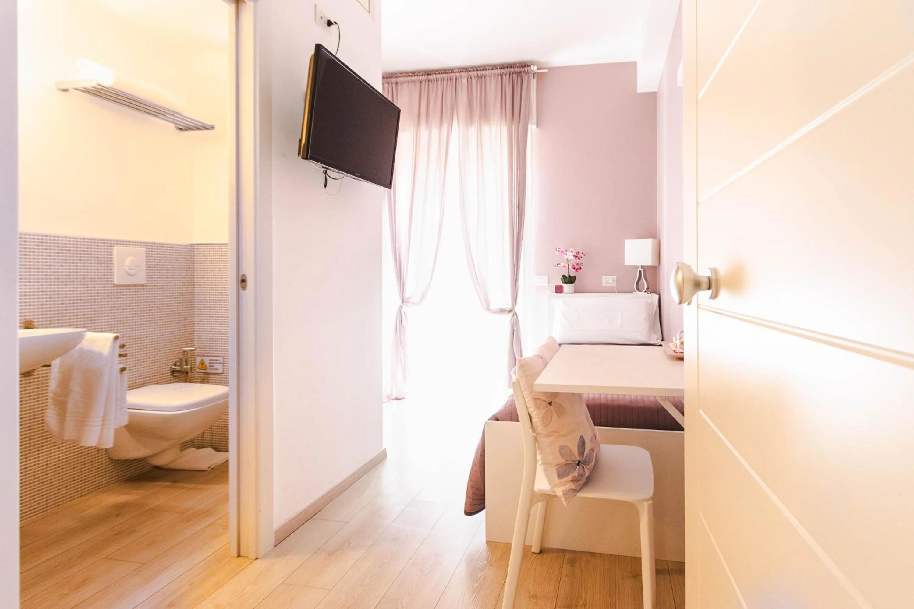 Bathroom, Bed in Dimora Francesca