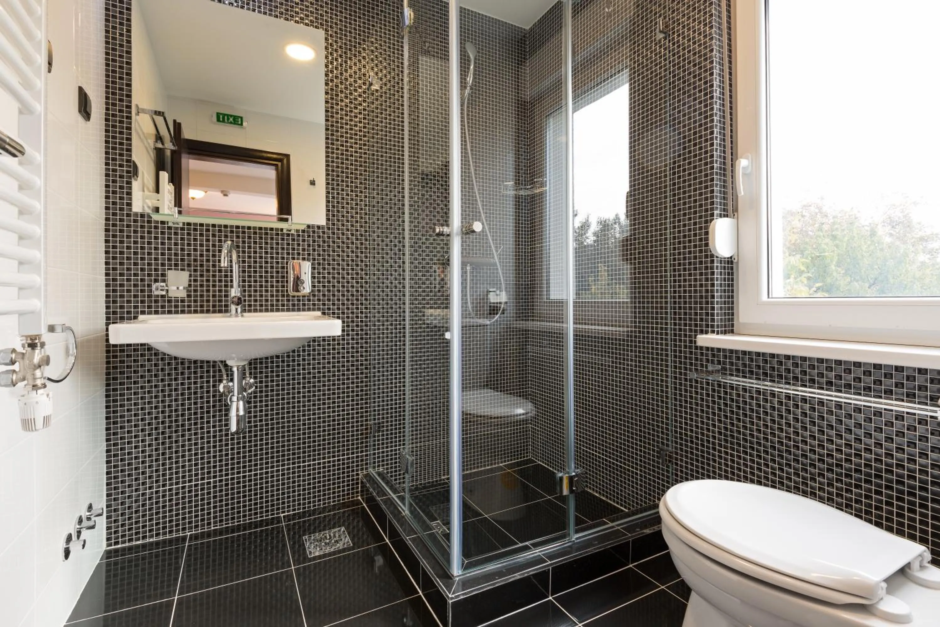 Bathroom in Hotel Sterling Garni