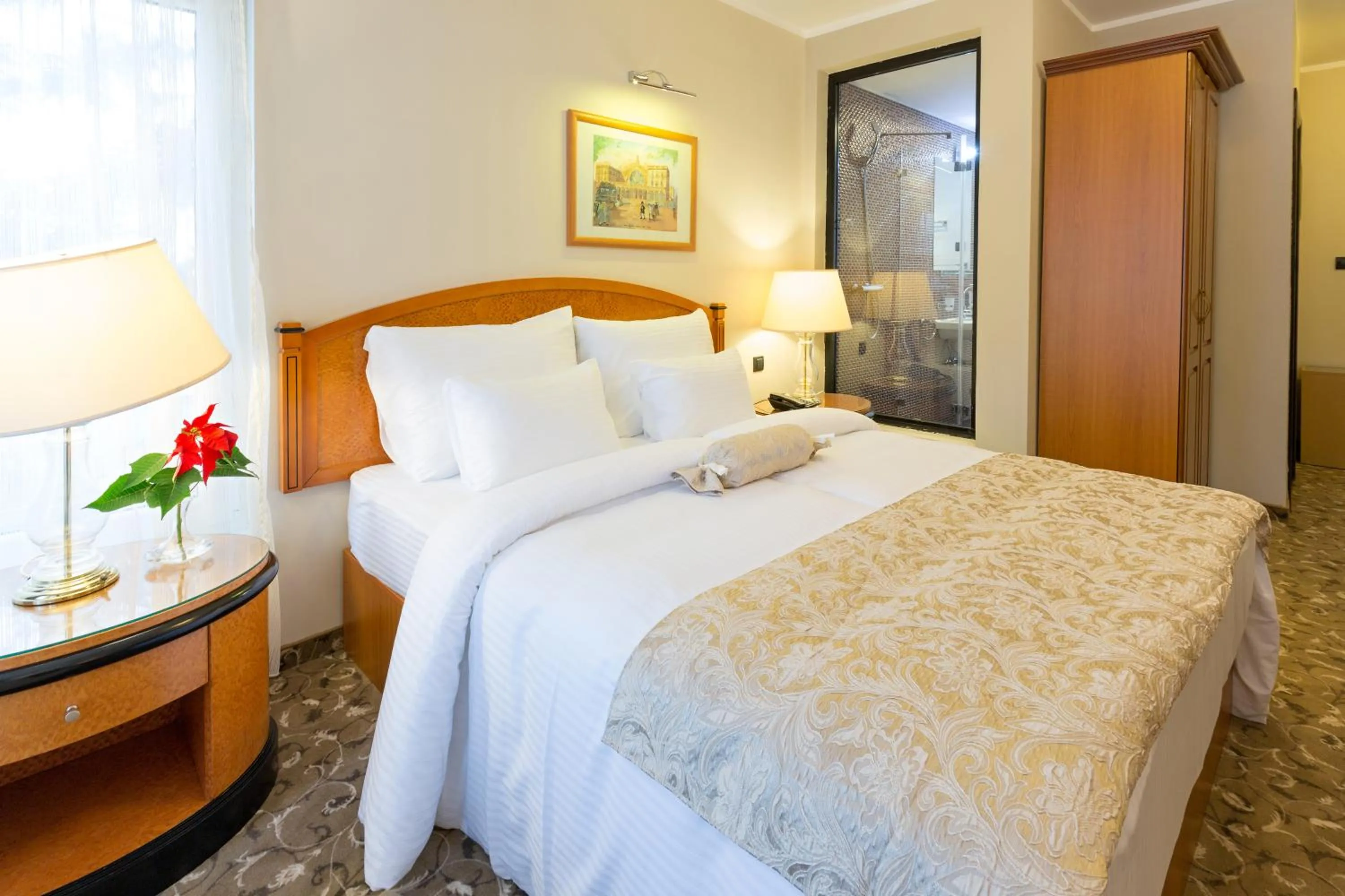 Bedroom, Bed in Hotel Sterling Garni