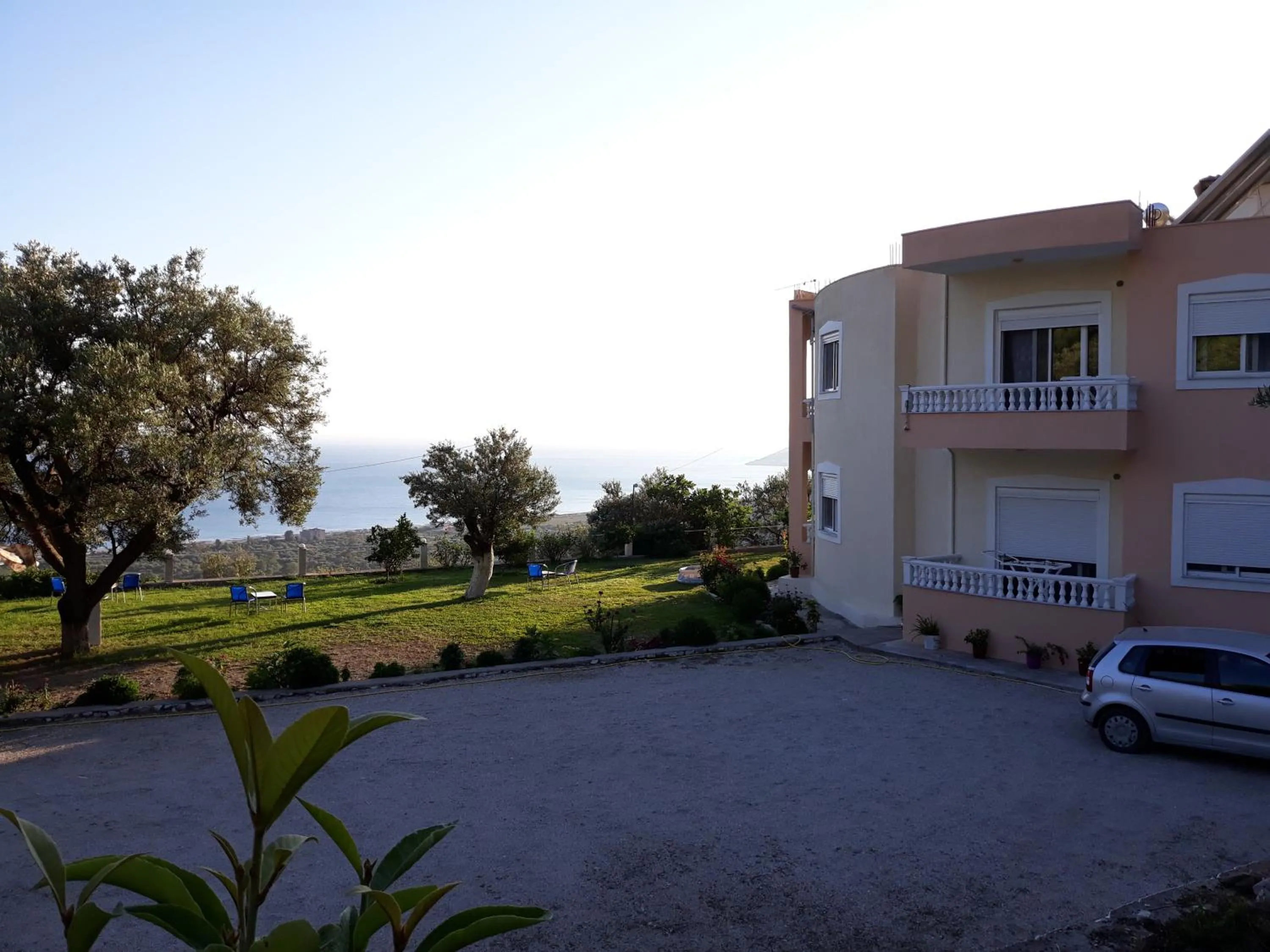 Garden in OniRana Apartments
