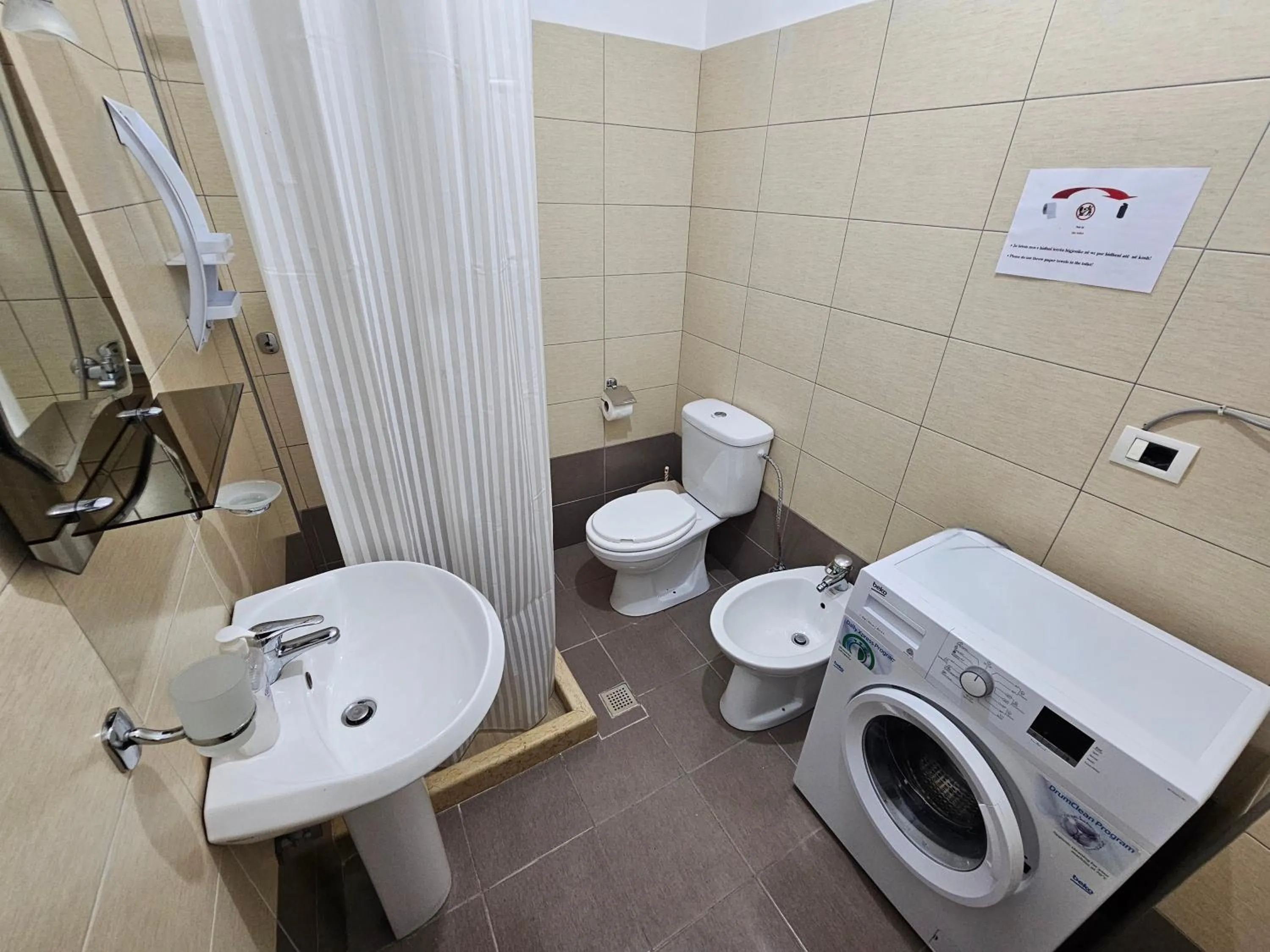 Bathroom in OniRana Apartments