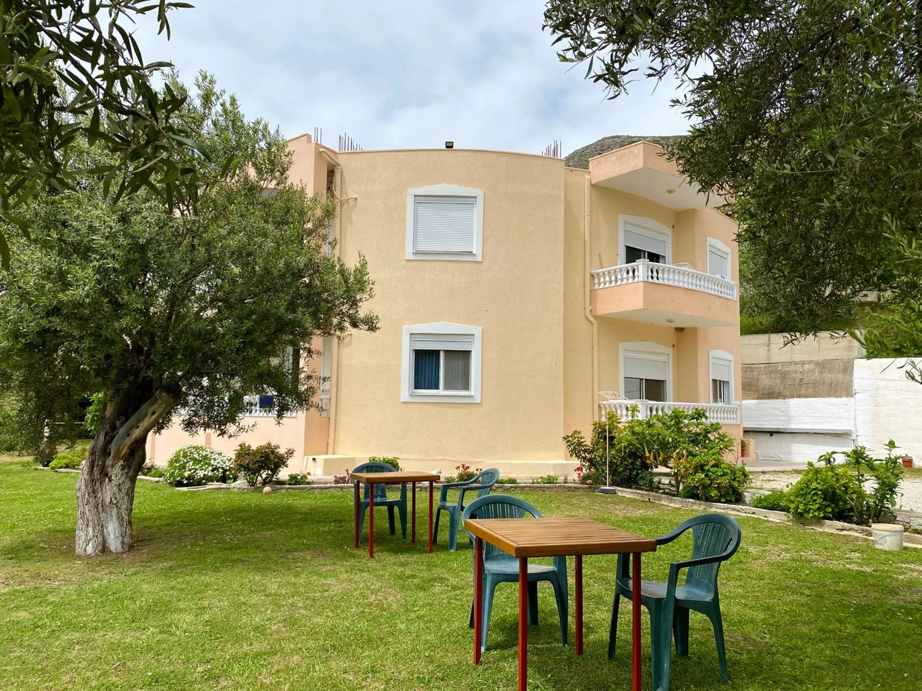 Property building in OniRana Apartments