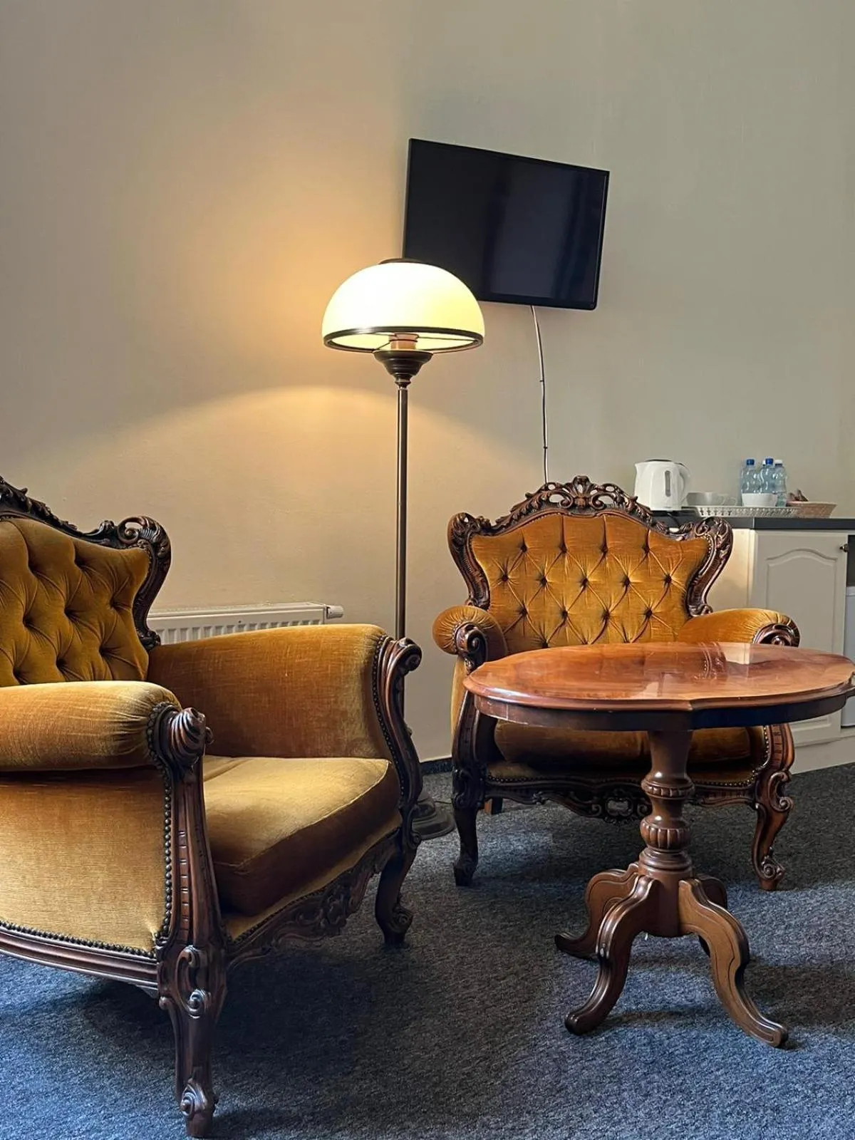 Seating area in Good Time Residence