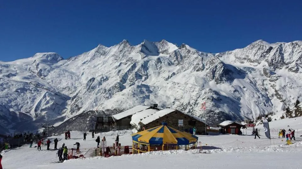 Neighbourhood in Moulin