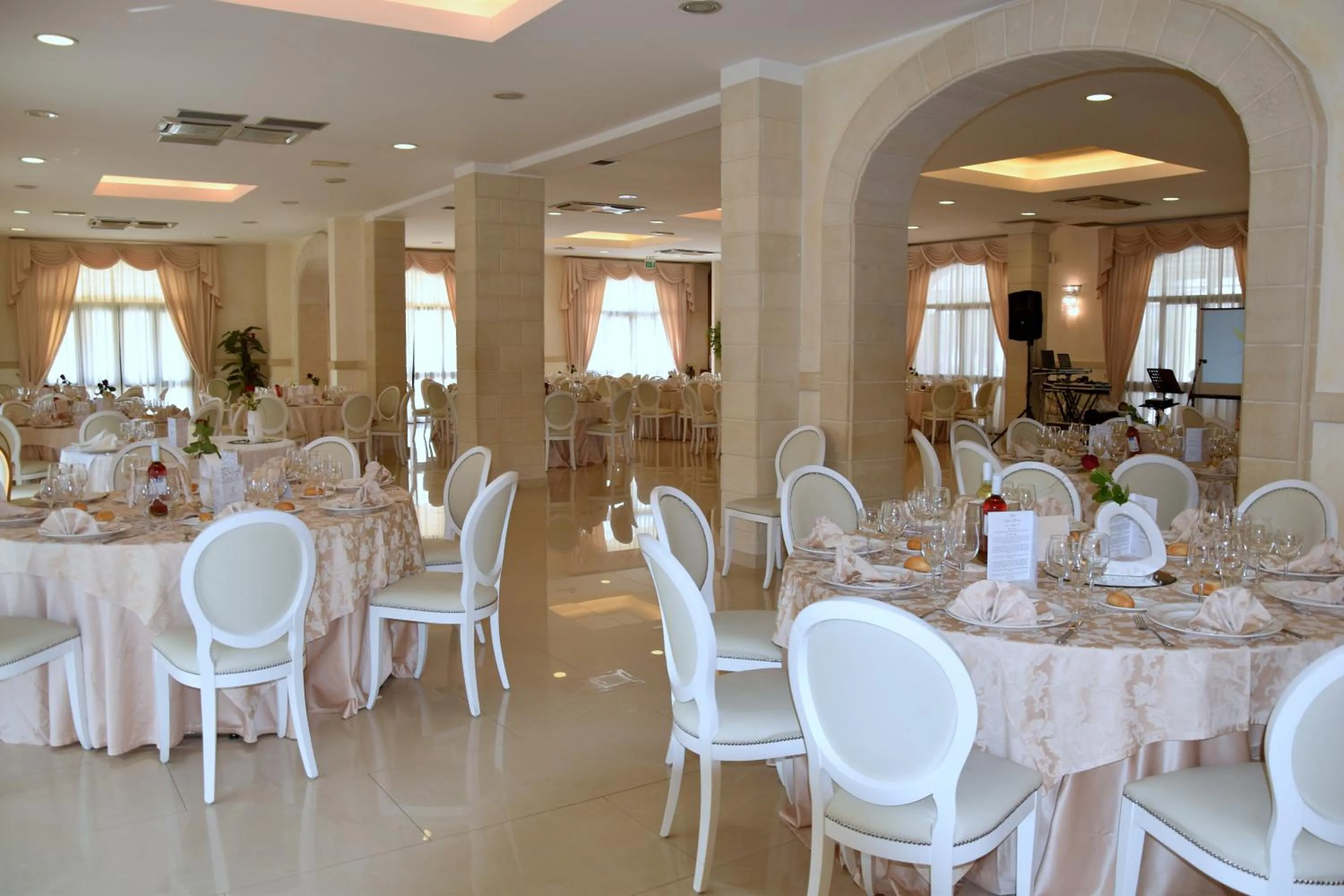 Restaurant/places to eat in Tenuta Caradonna